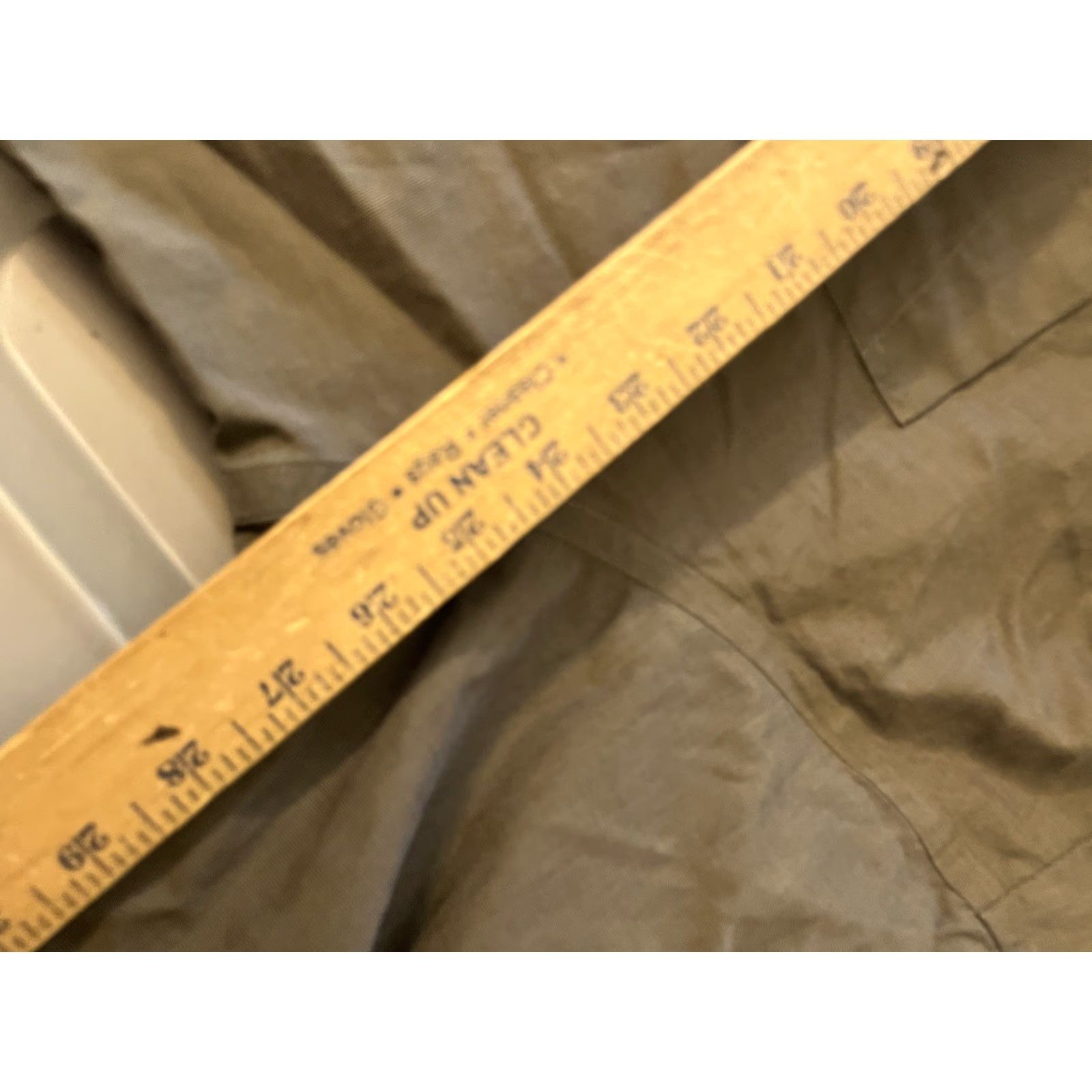 Vintage LL Bean Single Needle Tailoring Button-Up Oxford Brown Men 18-35 Regular Long Sleeve Cotton Shirt Vintage No N/A Size ONE SIZE - 4 Thumbnail