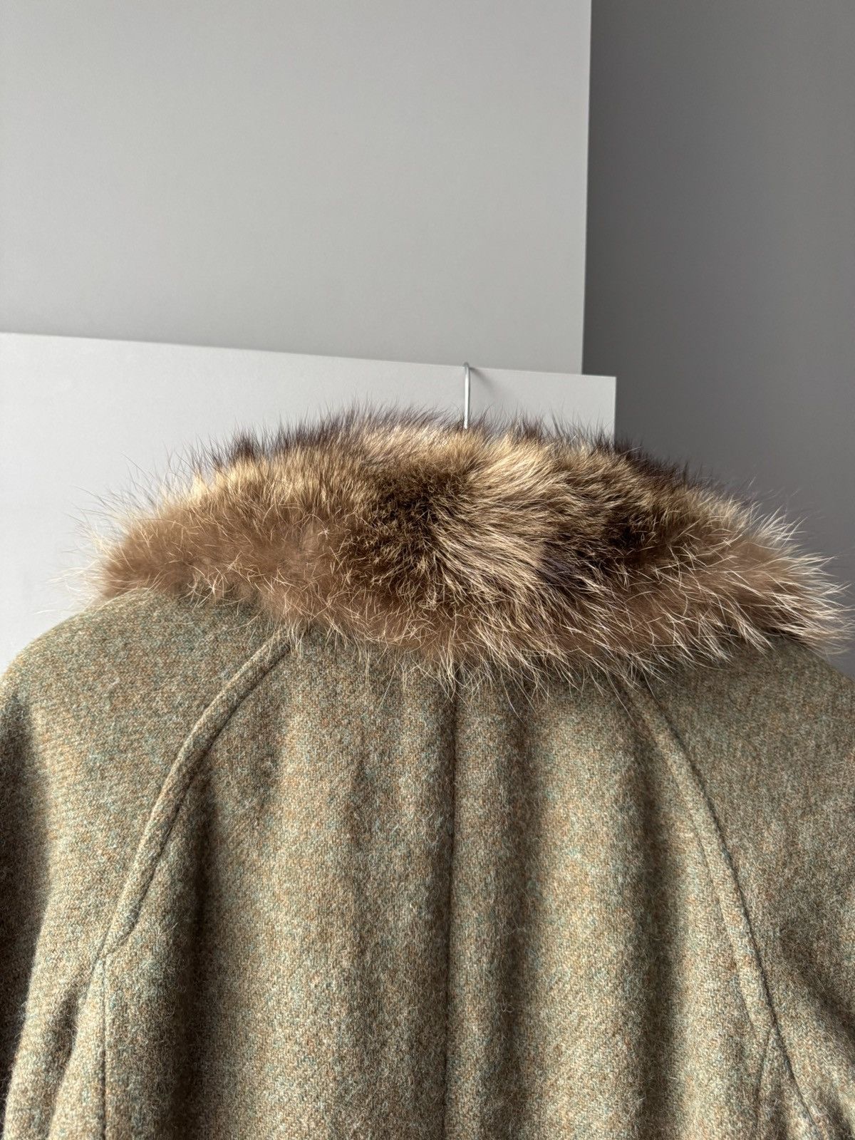 Aquascutum AQUASCUTUM PURE WOOL GRAY LONG TAILORED COAT FUR COLLAR Size US L / EU 52-54 / 3 - 6 Thumbnail