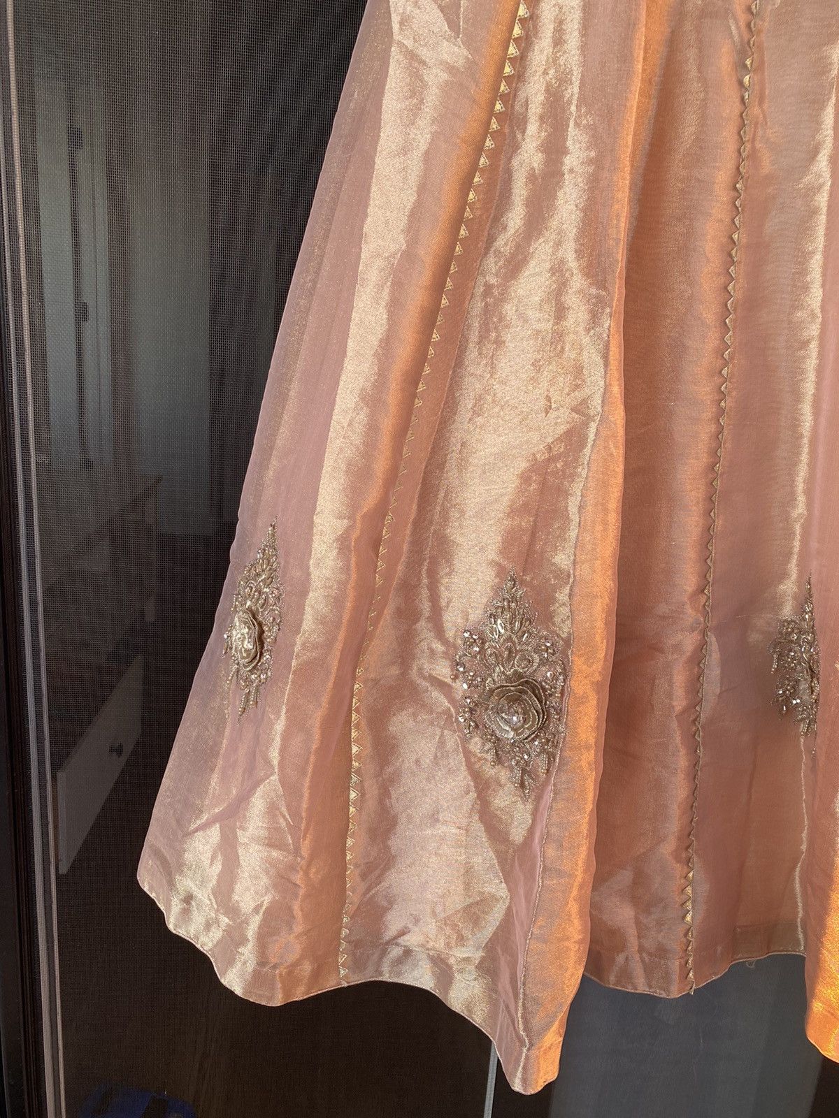 Other Wedding Wear Peach Organza Anarkali Pakistani Dress Size L Size L / US 10 / IT 46 - 2 Thumbnail