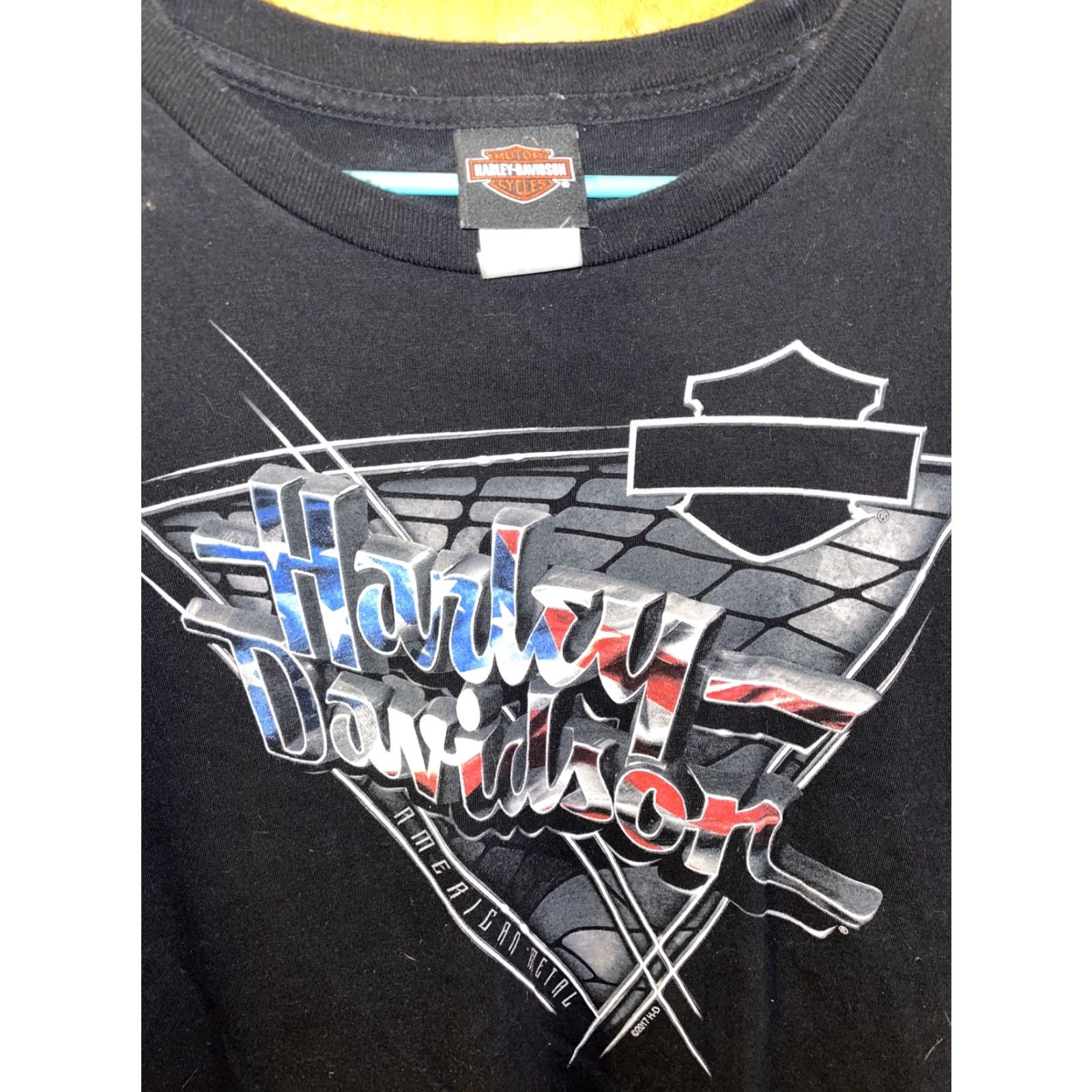 Harley Davidson Harley-Davidson T-Shirt Men XL Black Double-Sided Shawano County WI Motorcycle Biker USA 2000s Size US XL / EU 56 / 4 - 2 Thumbnail