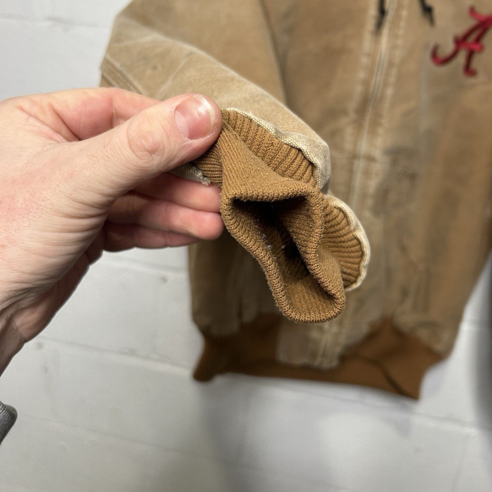 Carhartt NCAA X Carhartt Quilted Active Jacket “Brown” Alabama Size US M / EU 48-50 / 2 - 10 Thumbnail