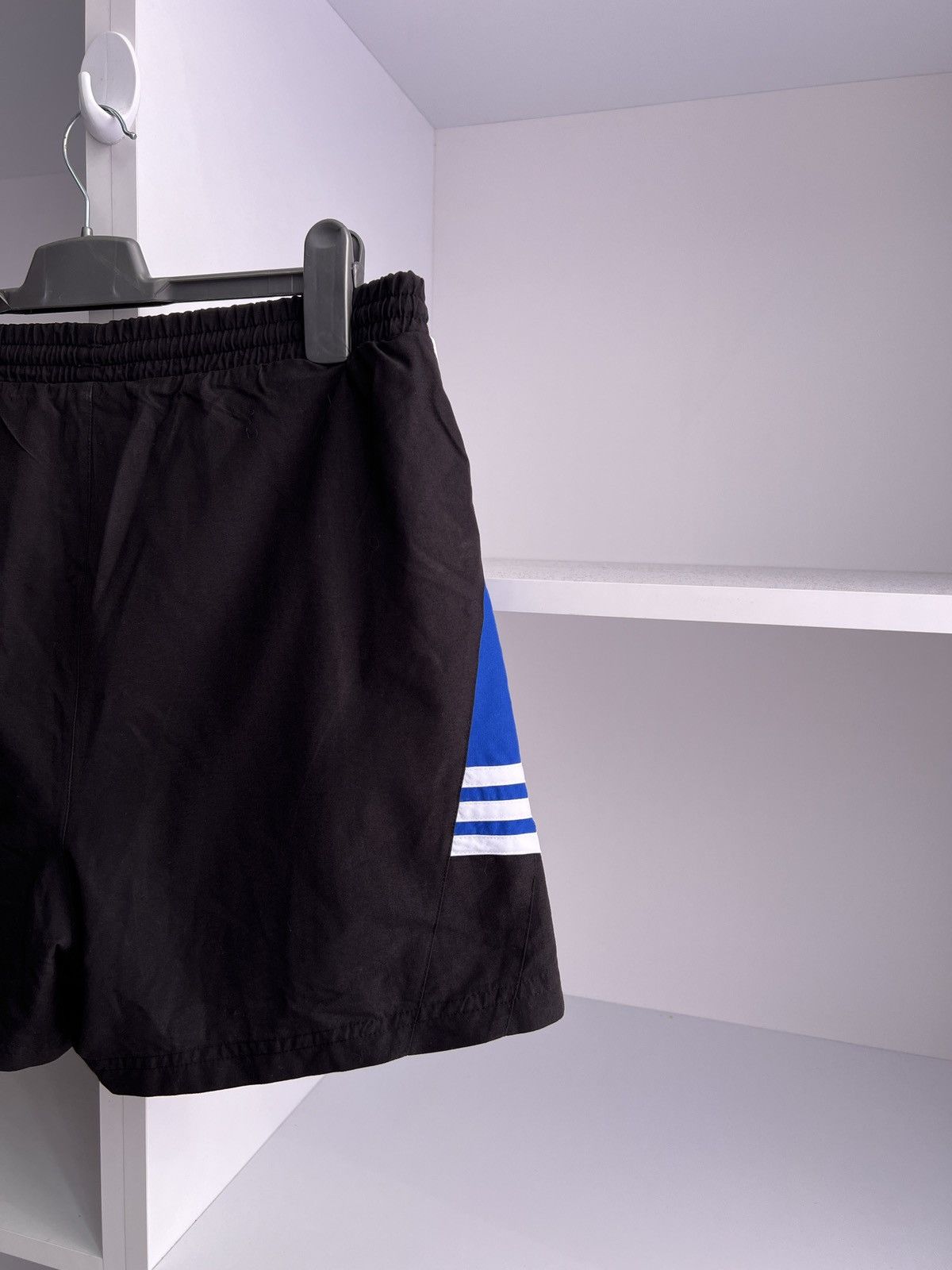 Adidas × Vintage Vintage Adidas 90s Style Streetwear Shorts Size US 31 - 11 Thumbnail