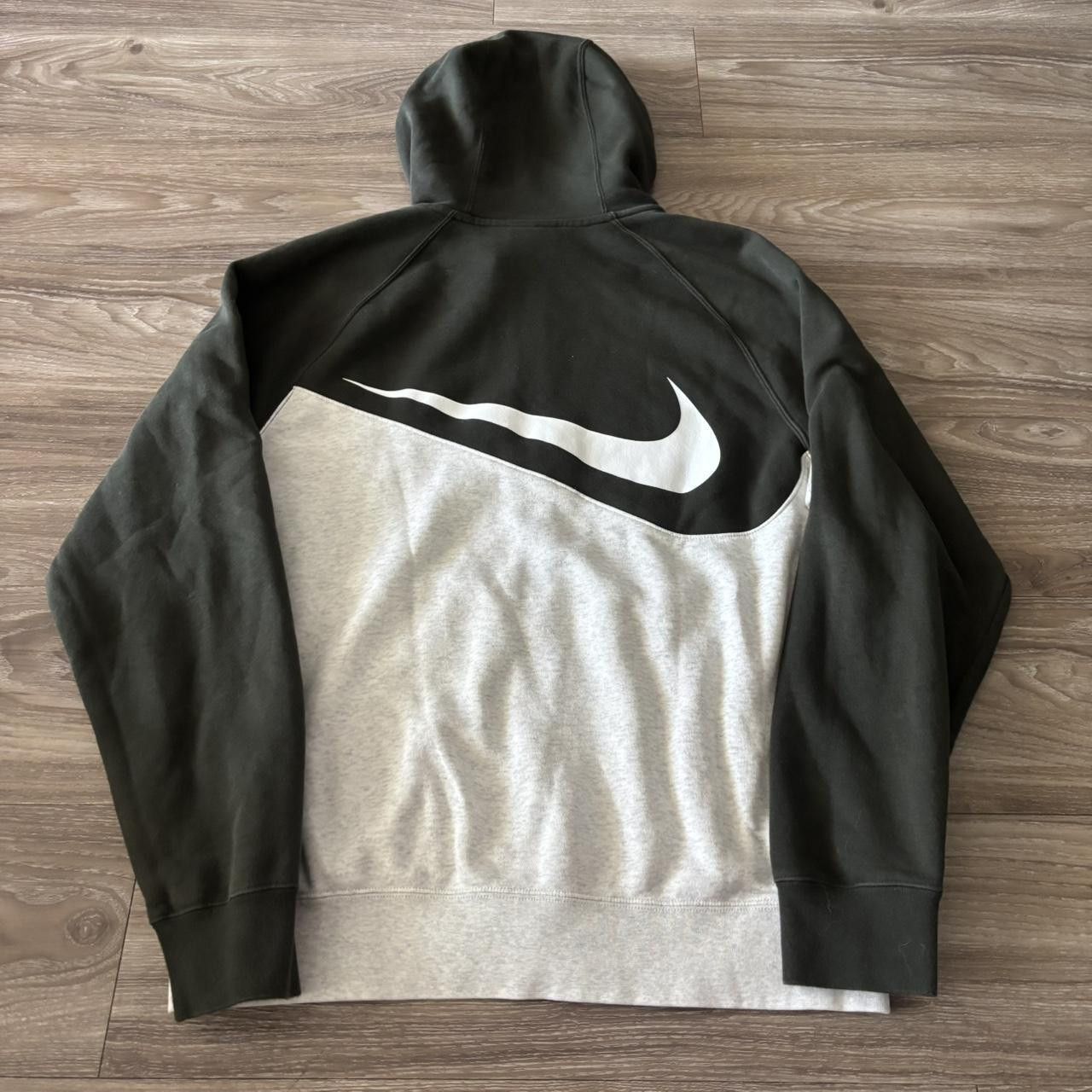 Nike Crazy Vintage Y2K/2000s Olive Green White Nike Streetwear Zip Up Hoodie! Size L Size US L / EU 52-54 / 3 - 6 Thumbnail