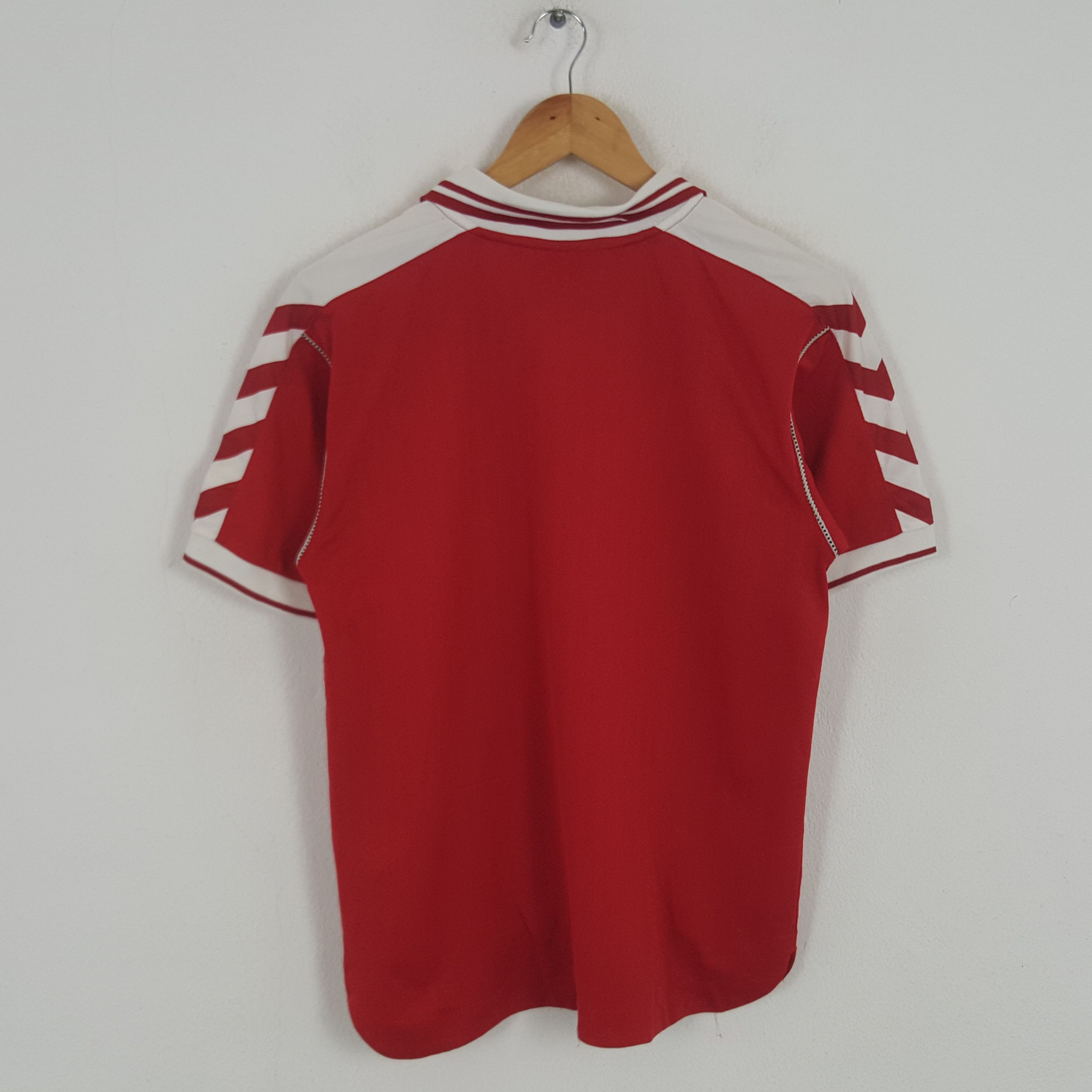 Hummel × Vintage Vintage Hummel The Name Of The Game Sportwear Jersey Tshirt Size US M / EU 48-50 / 2 - 2 Thumbnail