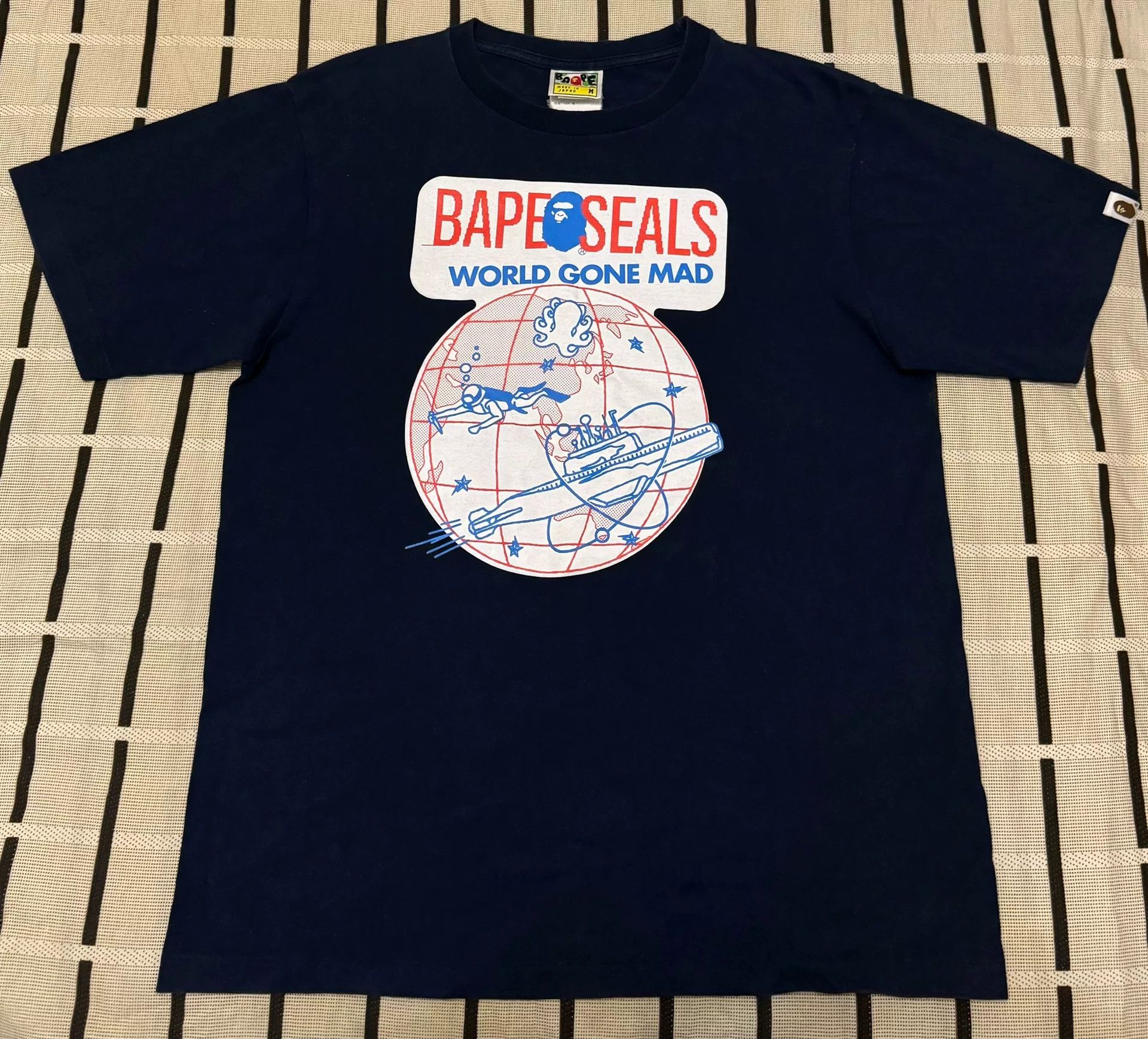 Bape Bape Printed Ape Head Blue T-Shirt M Men Size US M / EU 48-50 / 2 - 1 Thumbnail