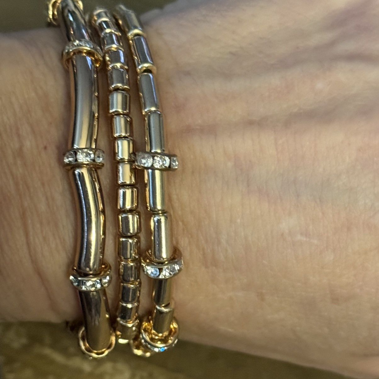 Other Gold tone bead and clear rhinestones stretch bracelets Size ONE SIZE - 3 Thumbnail