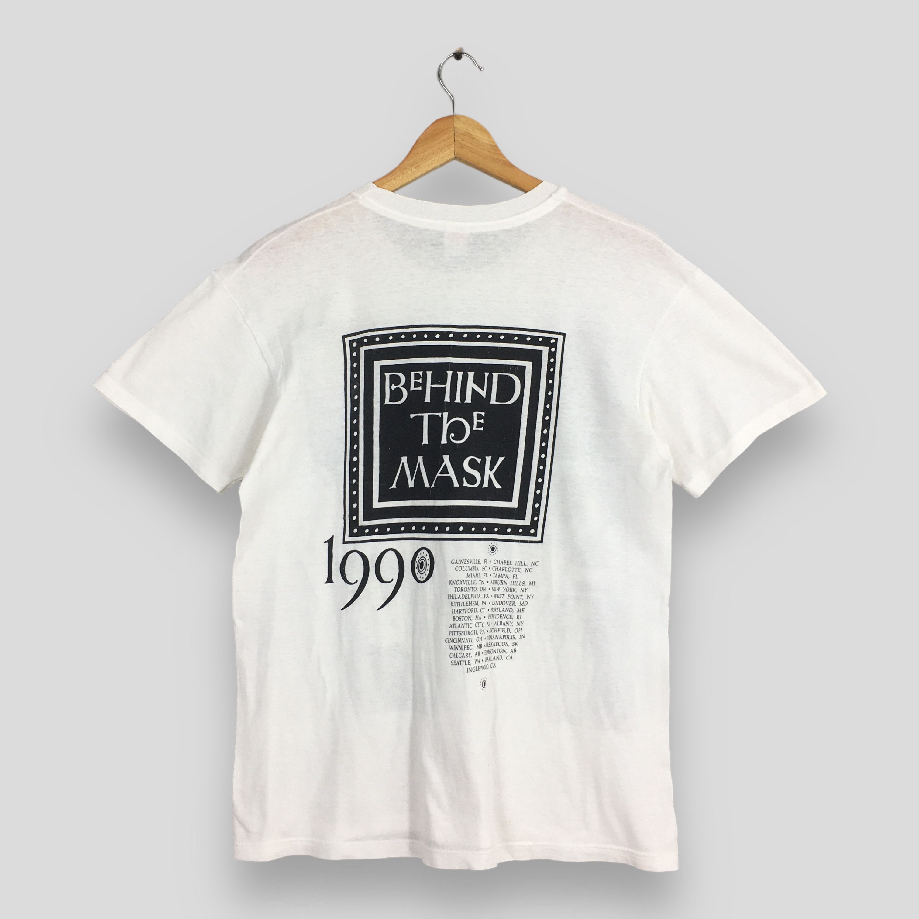 Band Tees × Vintage Vintage 90 Fleetwood Mac Line Up Band White T shirt Large Size US L / EU 52-54 / 3 - 6 Thumbnail
