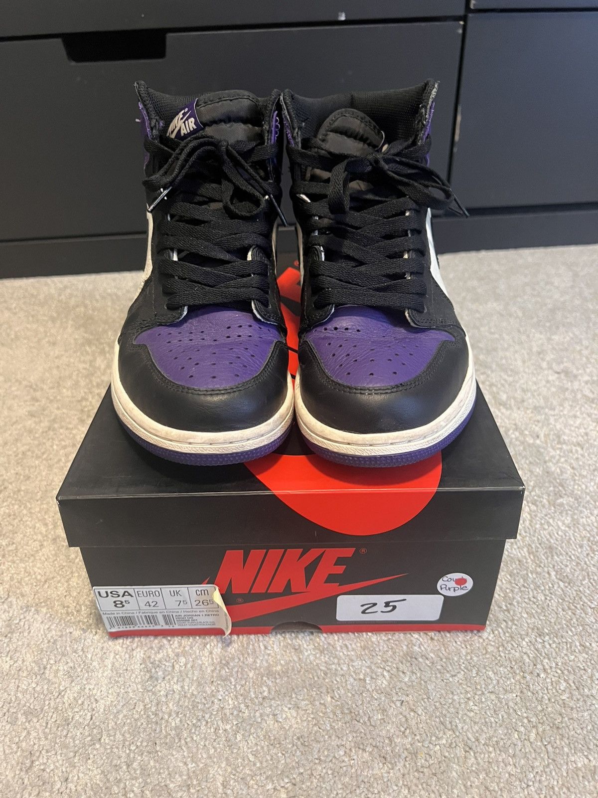 Jordan Brand Jordan 1 Retro High OG ‘Court Purple’ (2018) Size US 9 / EU 42 - 1 Thumbnail
