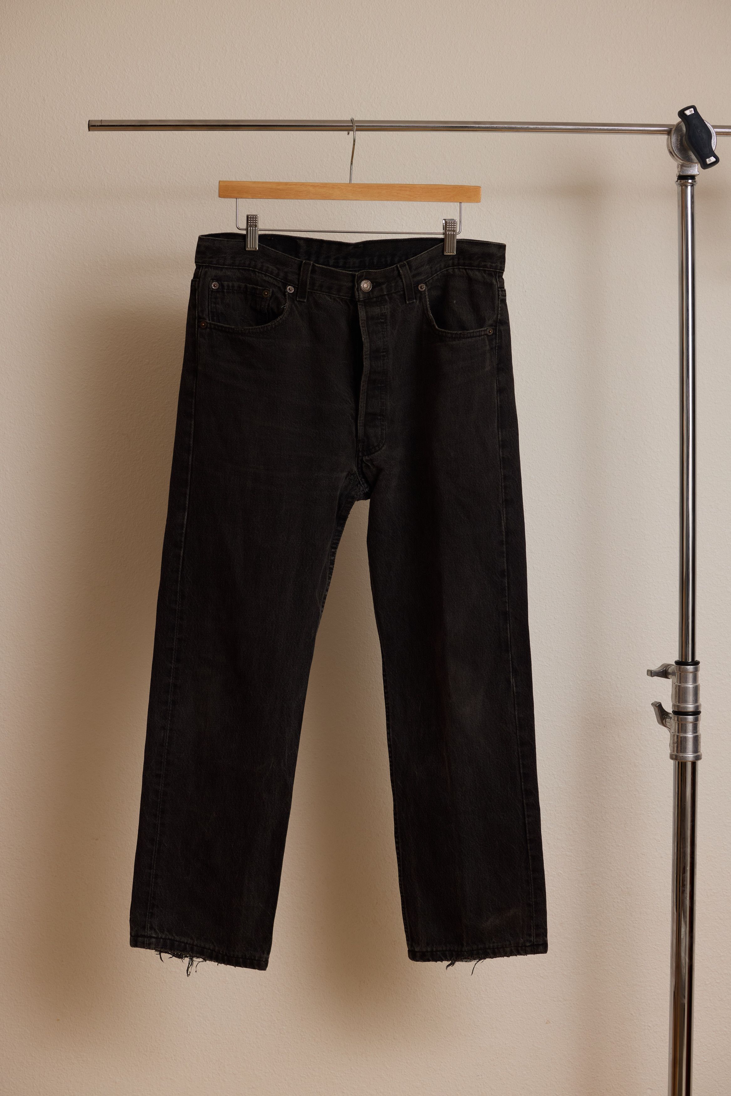 Levi's 90's? Vintage 'Black' Levi's 501's Size US 33 - 1 Thumbnail