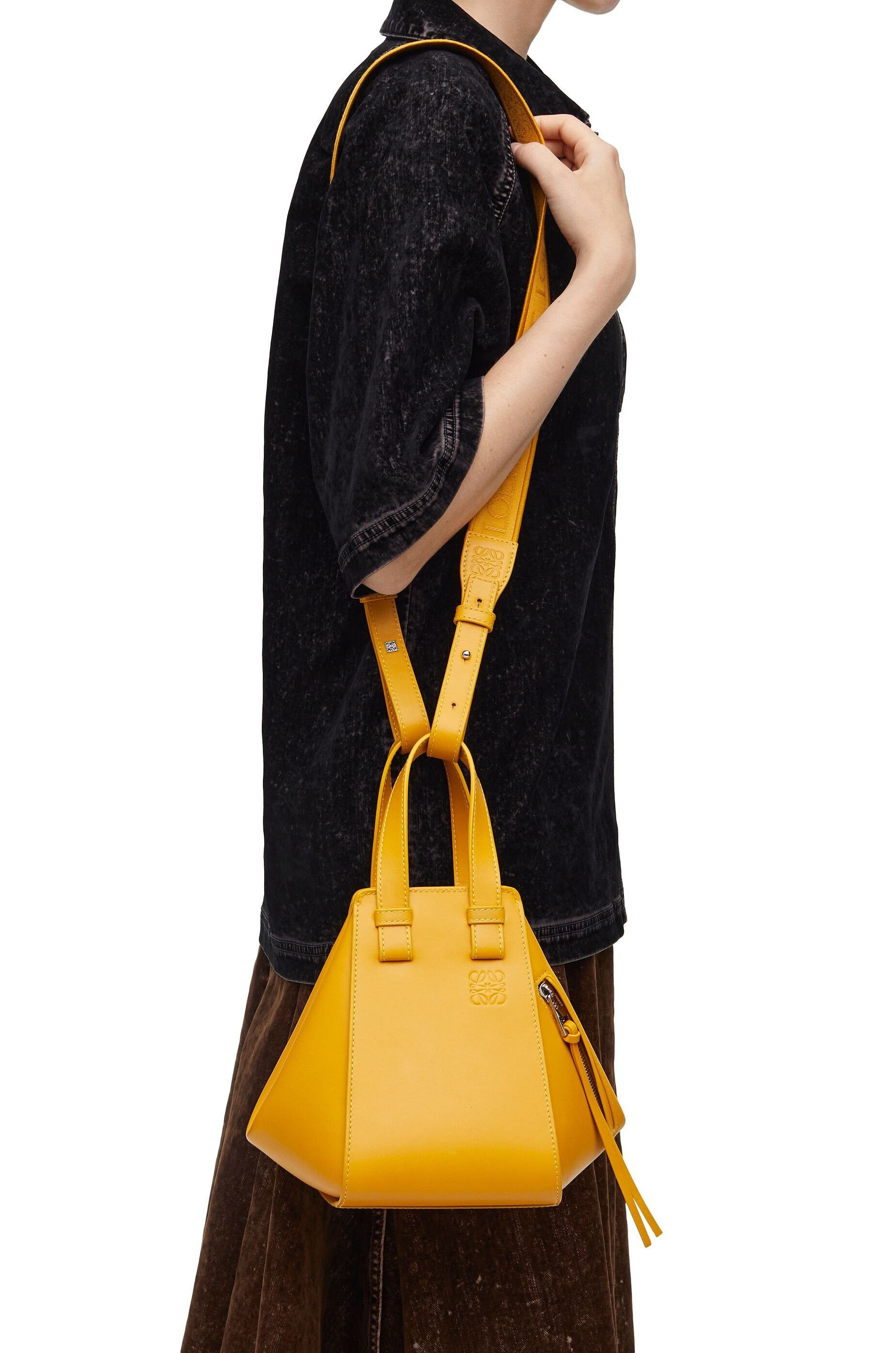 Loewe o1in1g0426 Size: OS / Compact Hammock Bag in Sunflower Size ONE SIZE - 4 Thumbnail