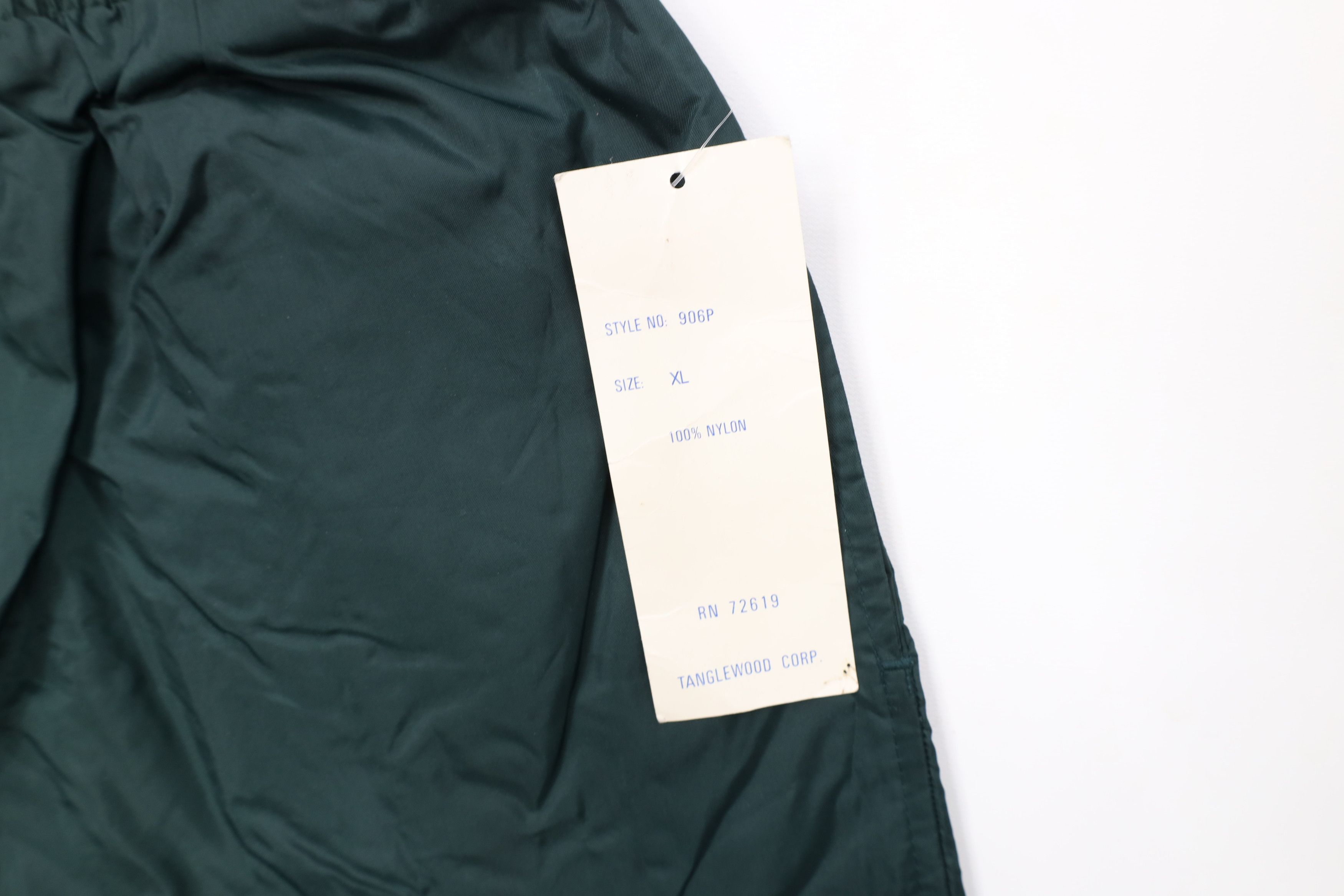 Vintage Deadstock Vintage 90s Streetwear Windbreaker Shorts Green Size US 36 / EU 52 - 6 Thumbnail