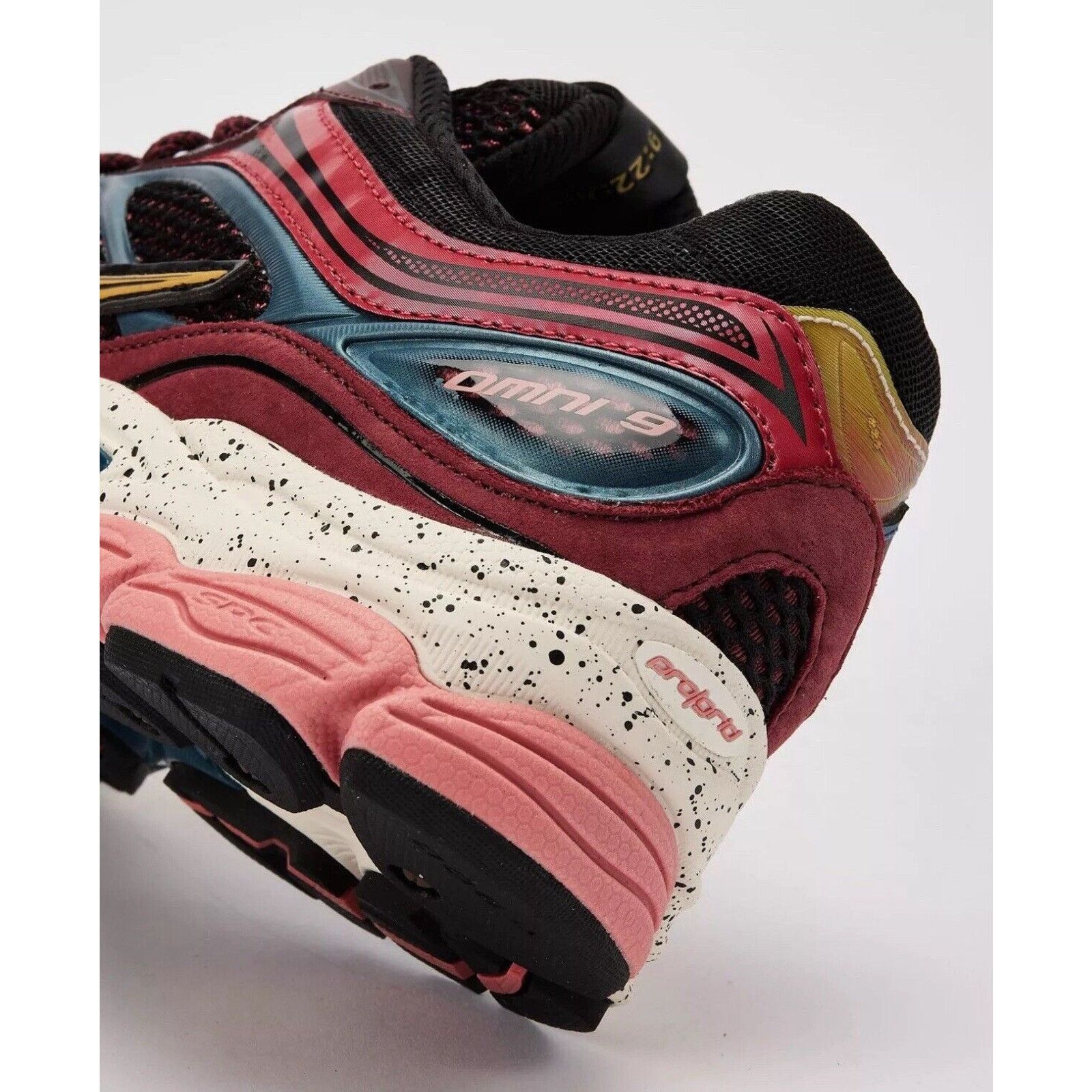 Saucony Size 8 Saucony ProGrid Omni 9 Autumnal Equinox Pack Sneakers Size US 8 / EU 41 - 5 Thumbnail