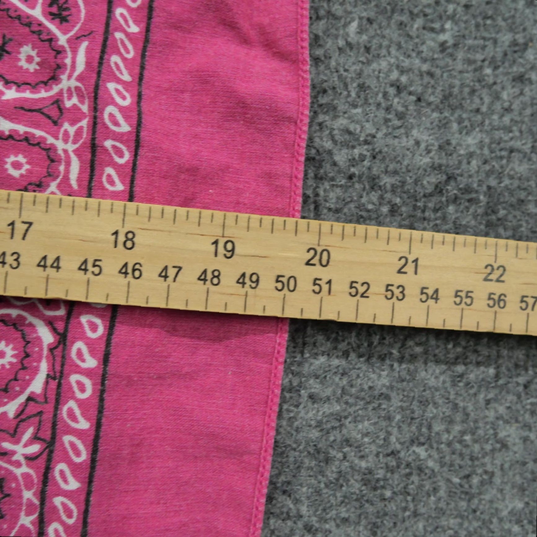 Vintage VINTAGE Paris Bandana Pink Paisley Handkerchief Men One Size Cotton Paisley Patterned Bandana Pink Vintage Paris Size ONE SIZE - 3 Thumbnail