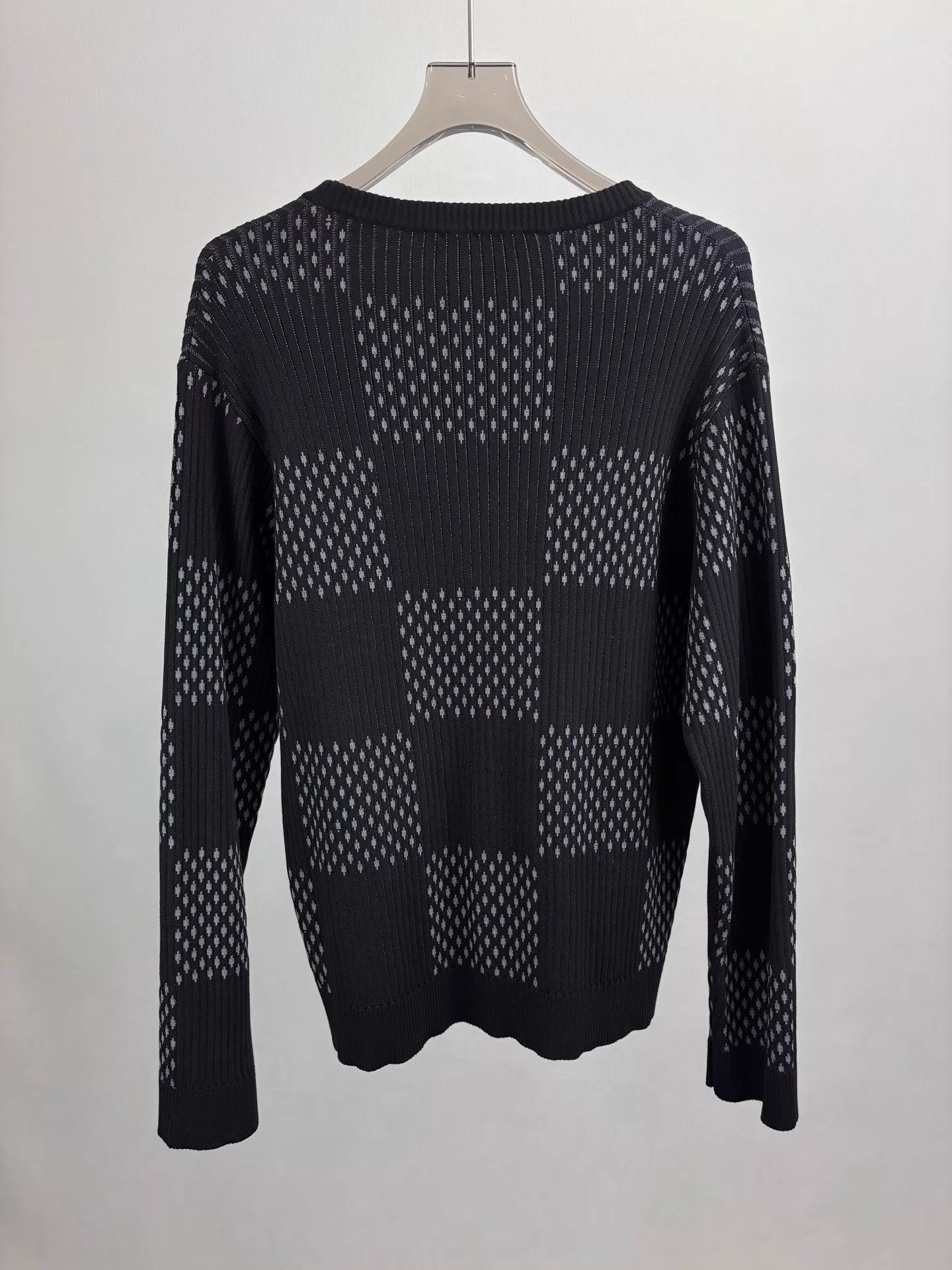 Louis Vuitton LOUIS VUITTON Checkerboard Knitwear K1 Size US XL / EU 56 / 4 - 2 Thumbnail