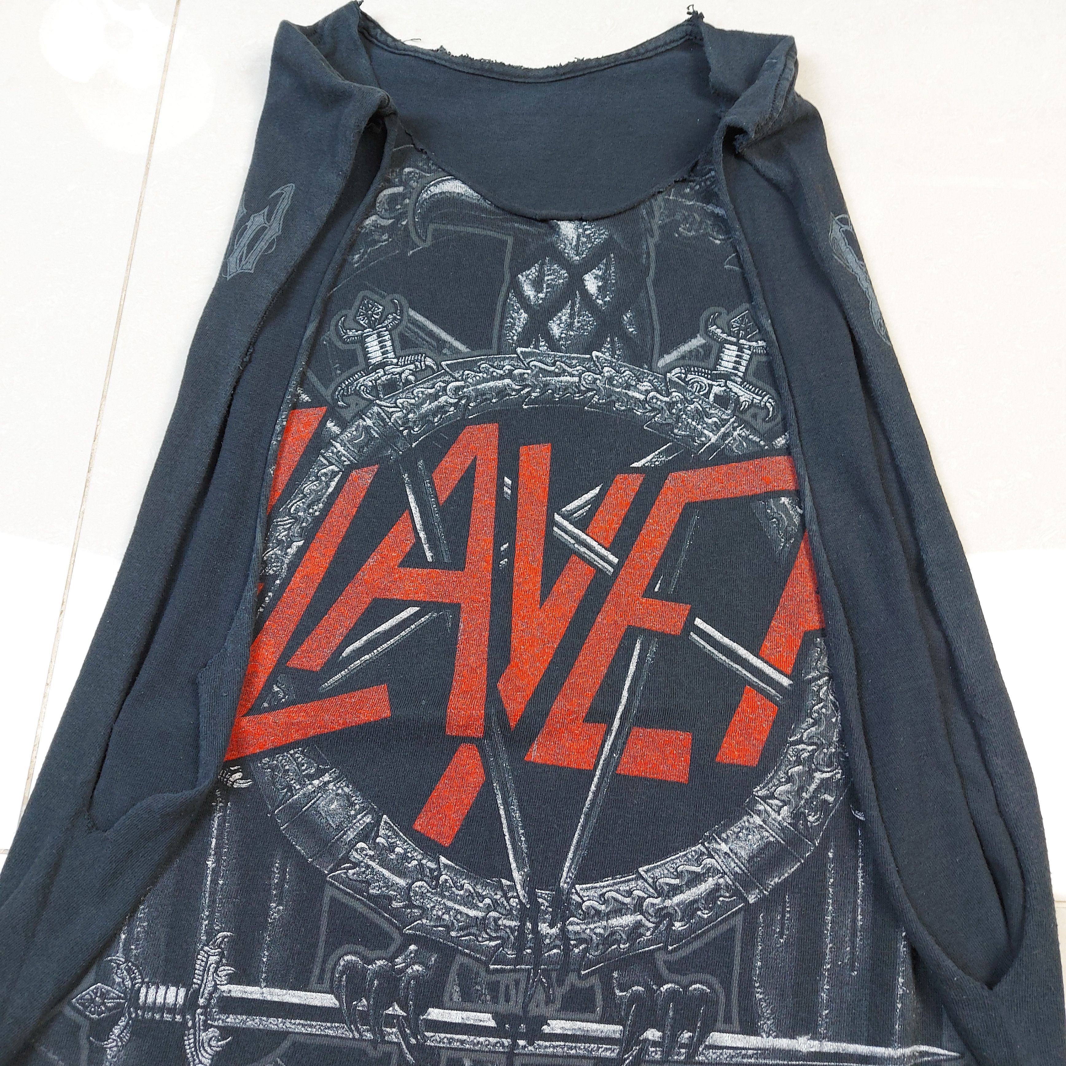 Band Tees VTG Slayer Band 2011 World Painted Blood Tour Cut-Off Tank Size US L / EU 52-54 / 3 - 16 Thumbnail