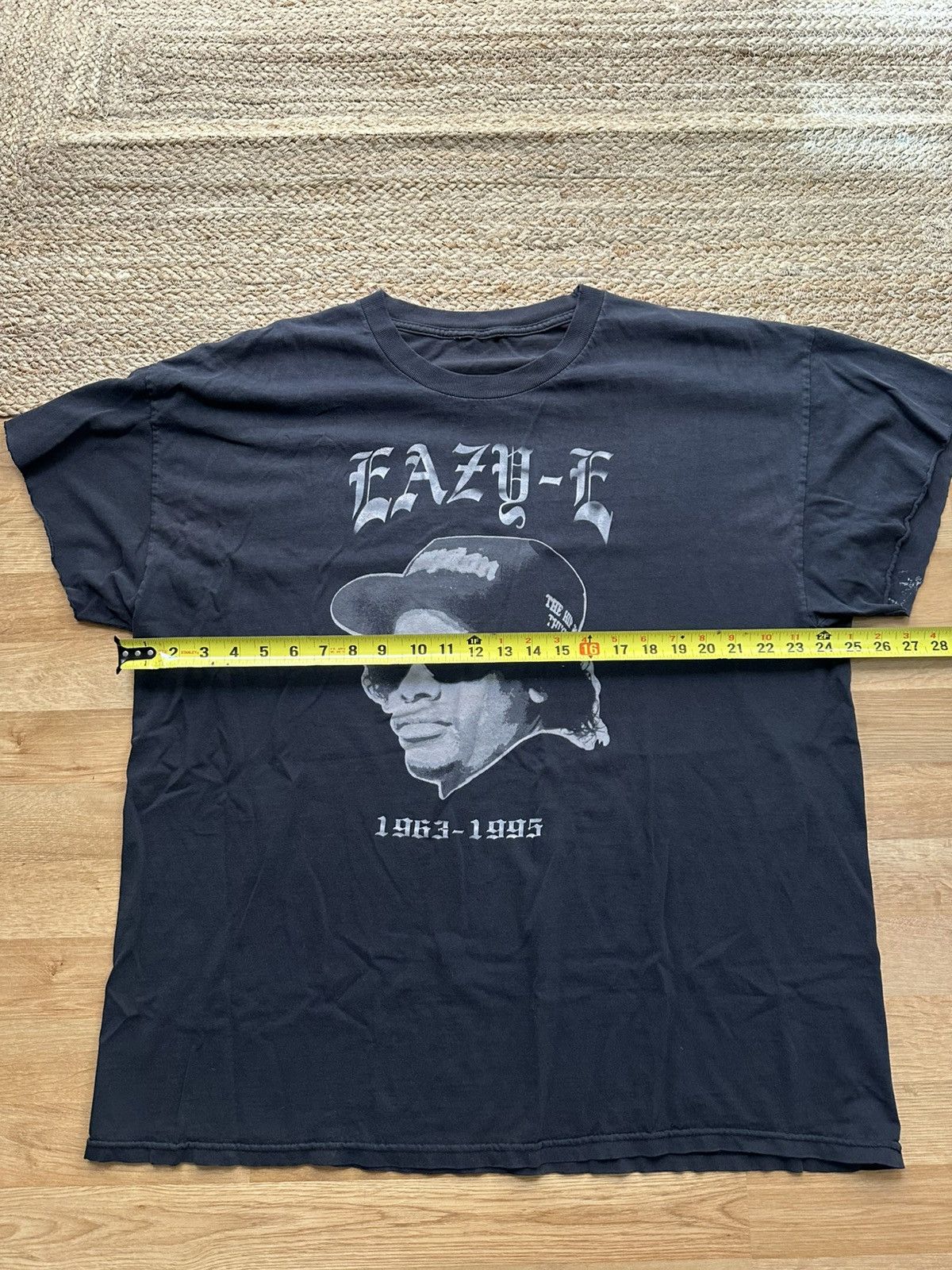 Vintage Vintage Eazy-E late 90s rap tee Size US XL / EU 56 / 4 - 3 Thumbnail