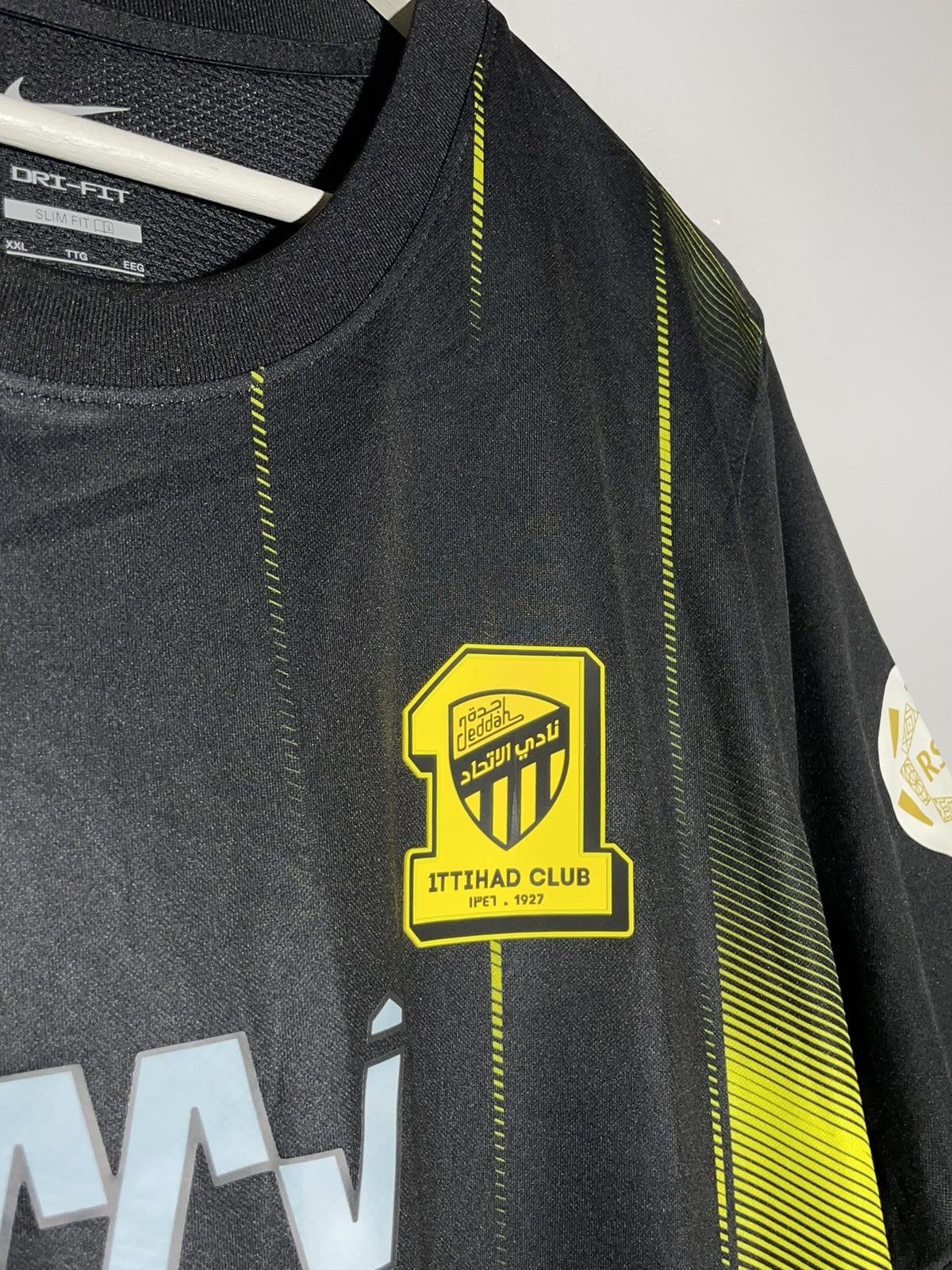 Nike #9 Benzema Al-Ittihad Nike 2023/24 Away NWT Football Shirt Size US XXL / EU 58 / 5 - 4 Thumbnail