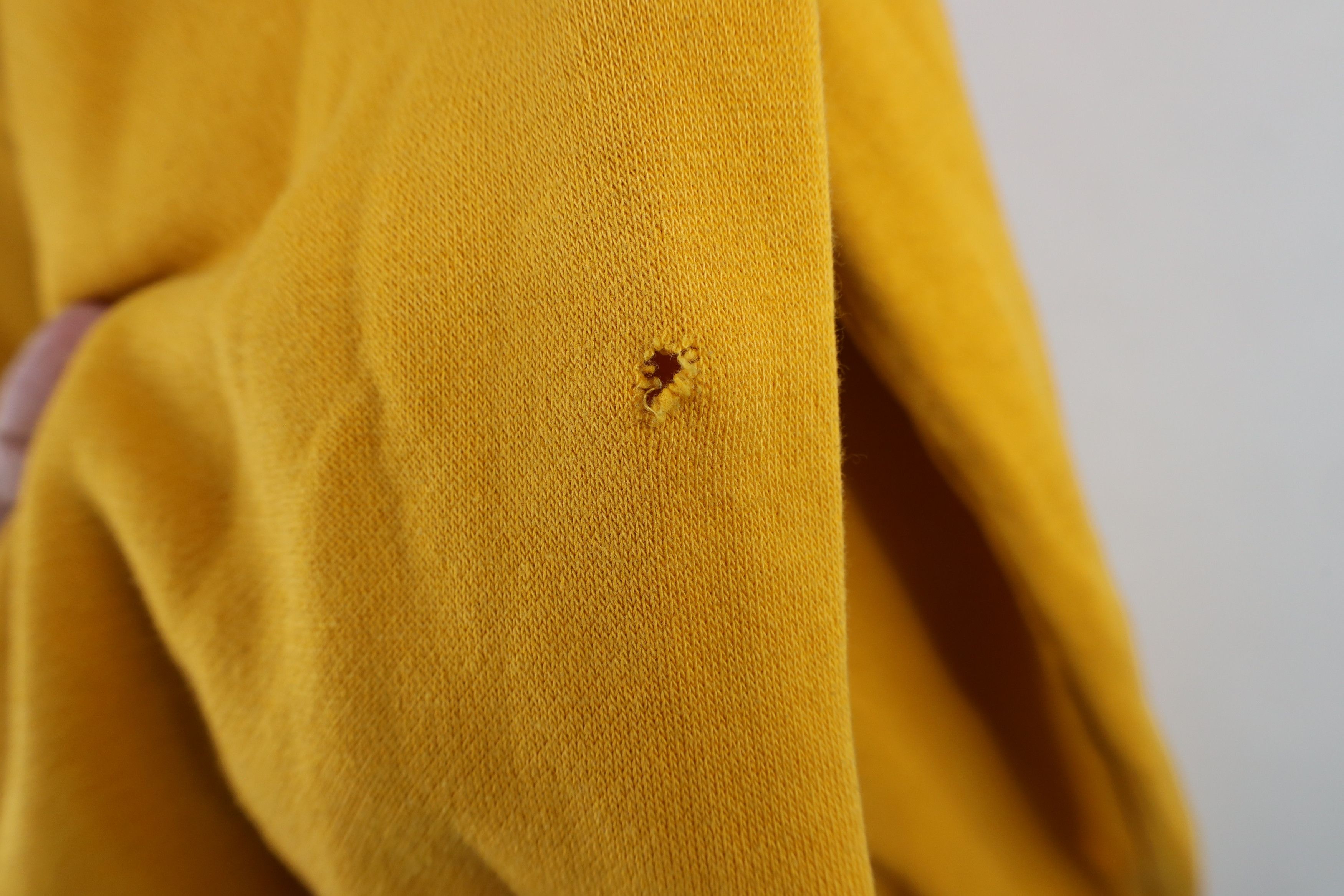 Vintage Vintage 90s Script University of Michigan Hoodie Sweatshirt Size US L / EU 52-54 / 3 - 9 Thumbnail
