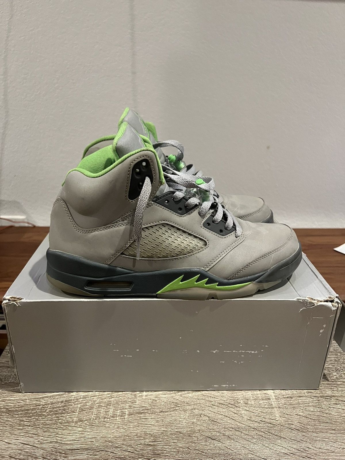 Jordan Brand Green Bean 5s Size US 10 / EU 43 - 2 Thumbnail