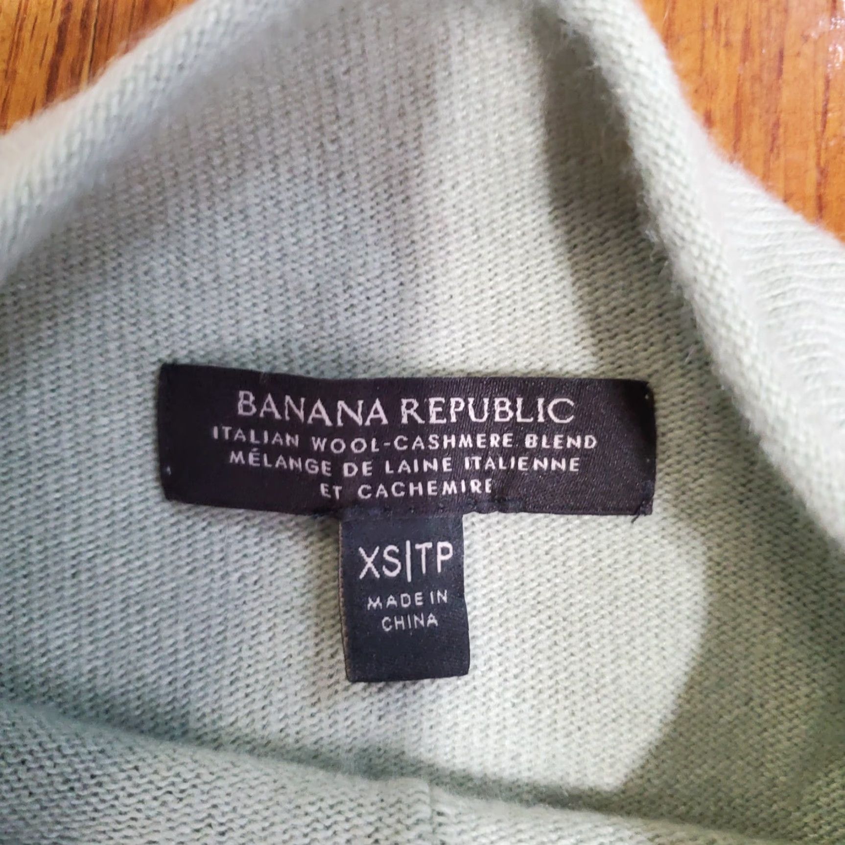 Banana Republic Banana Republic Sweater Gray Longsleeve Mock Neck XS Women Pullover Italian Wool Cashmere Blend Knit Vintage No (adjust if needed) Size XS / US 0-2 / IT 36-38 - 6 Thumbnail