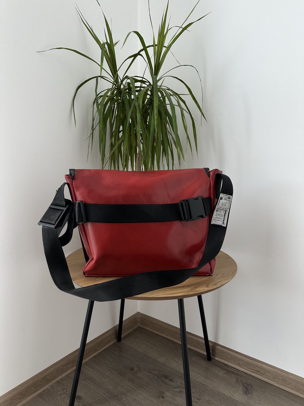 Freitag Vintage Freitag Lab A6 Red Shoulder Bag Size ONE SIZE - 11 Thumbnail