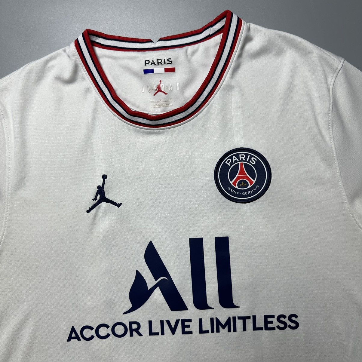 Vintage PSG NIKE 2021/2022 FOOTBALL FOURTH JERSEY #30 MESSI Size US XL / EU 56 / 4 - 6 Thumbnail