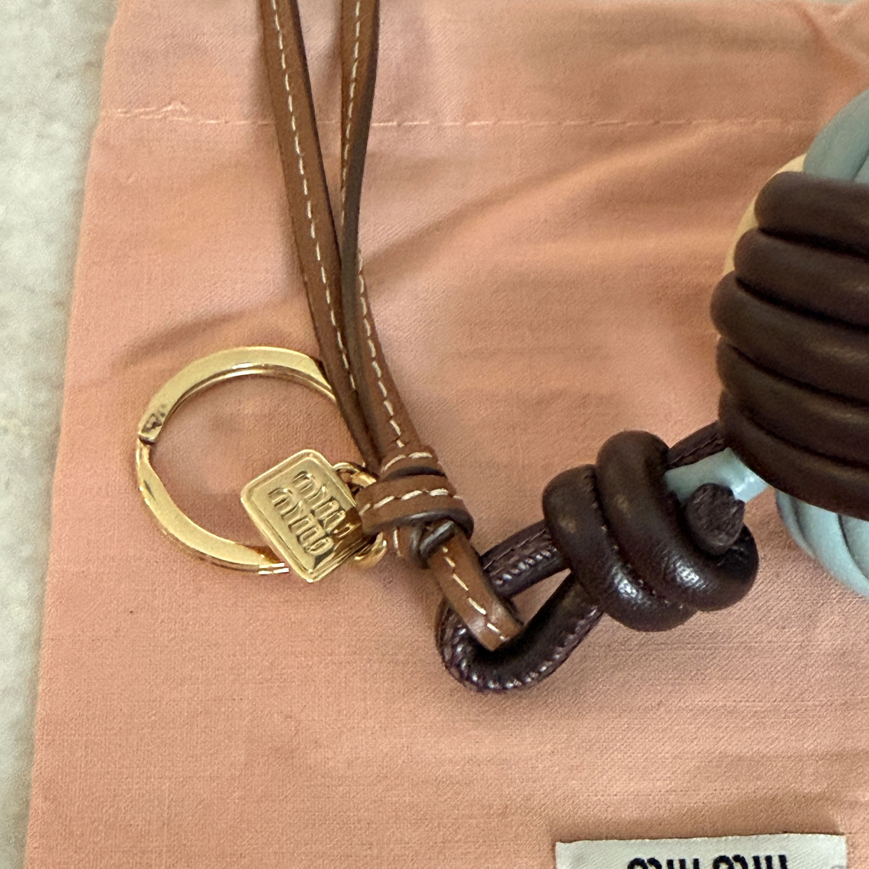 Miu Miu Miu Miu Bag Charm 5TL534 Knot Detail Leather Keychain Trick Size ONE SIZE - 7 Thumbnail