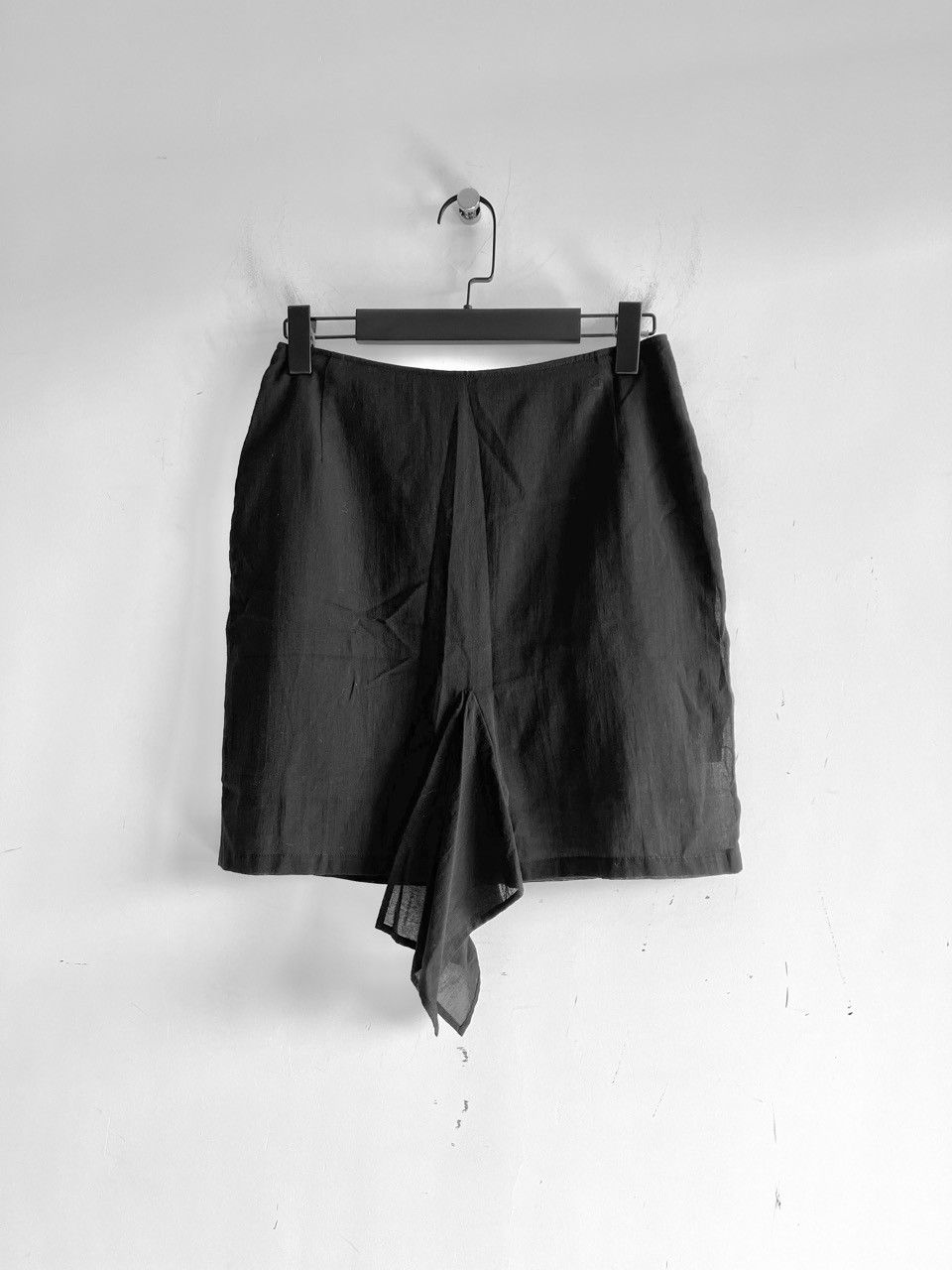 Yohji Yamamoto Yohji Yamamoto Femme - Front Draped Panel Mini Skirt Size 27" / US 4 / IT 40 - 2 Thumbnail