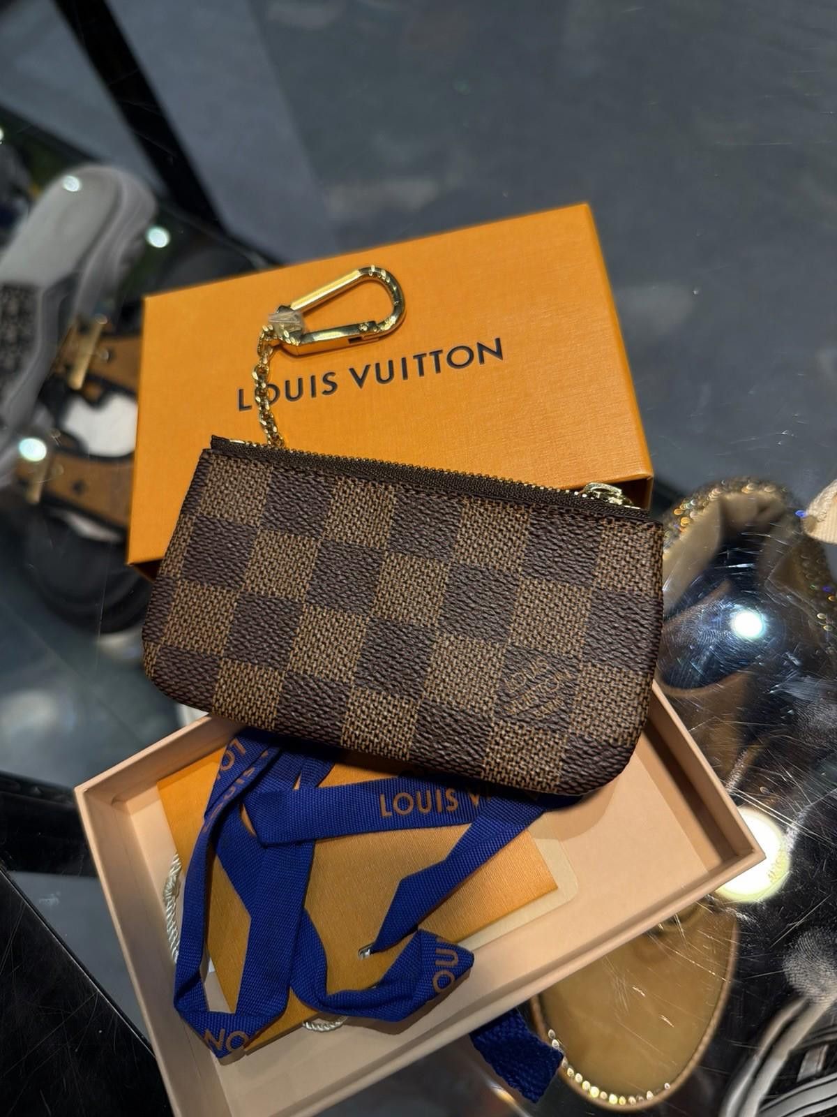 Louis Vuitton Authentic Louis Vuitton Monogram Coin Purse Key Case Real Size ONE SIZE - 5 Thumbnail