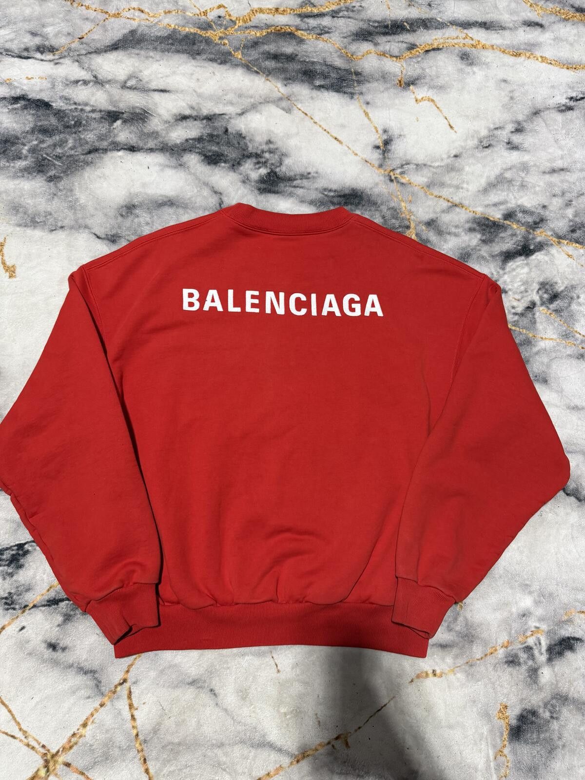 Balenciaga Balenciaga Red Embroidered Logo Crewneck - Sz M Size US M / EU 48-50 / 2 - 1 Thumbnail