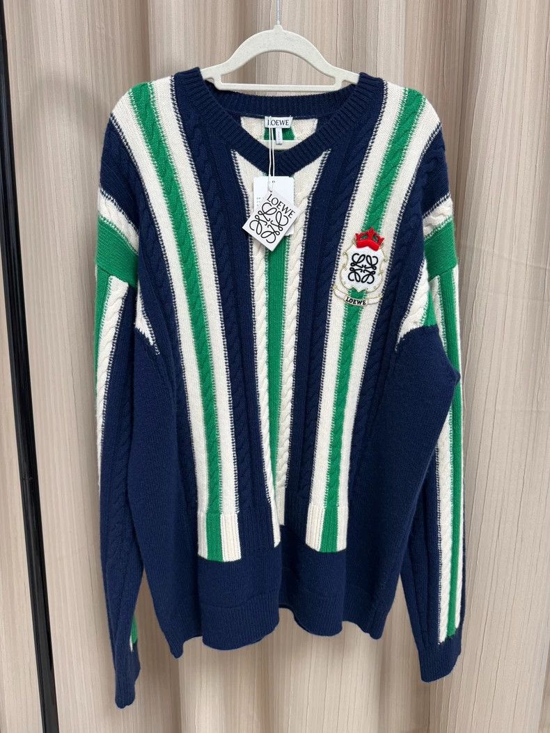 Loewe LOEWE A wool sweater Size M / US 6-8 / IT 42-44 - 1 Thumbnail