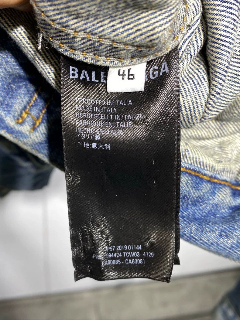 Balenciaga Balenciaga Denim jacket with embroidered logo Size US S / EU 44-46 / 1 - 6 Thumbnail