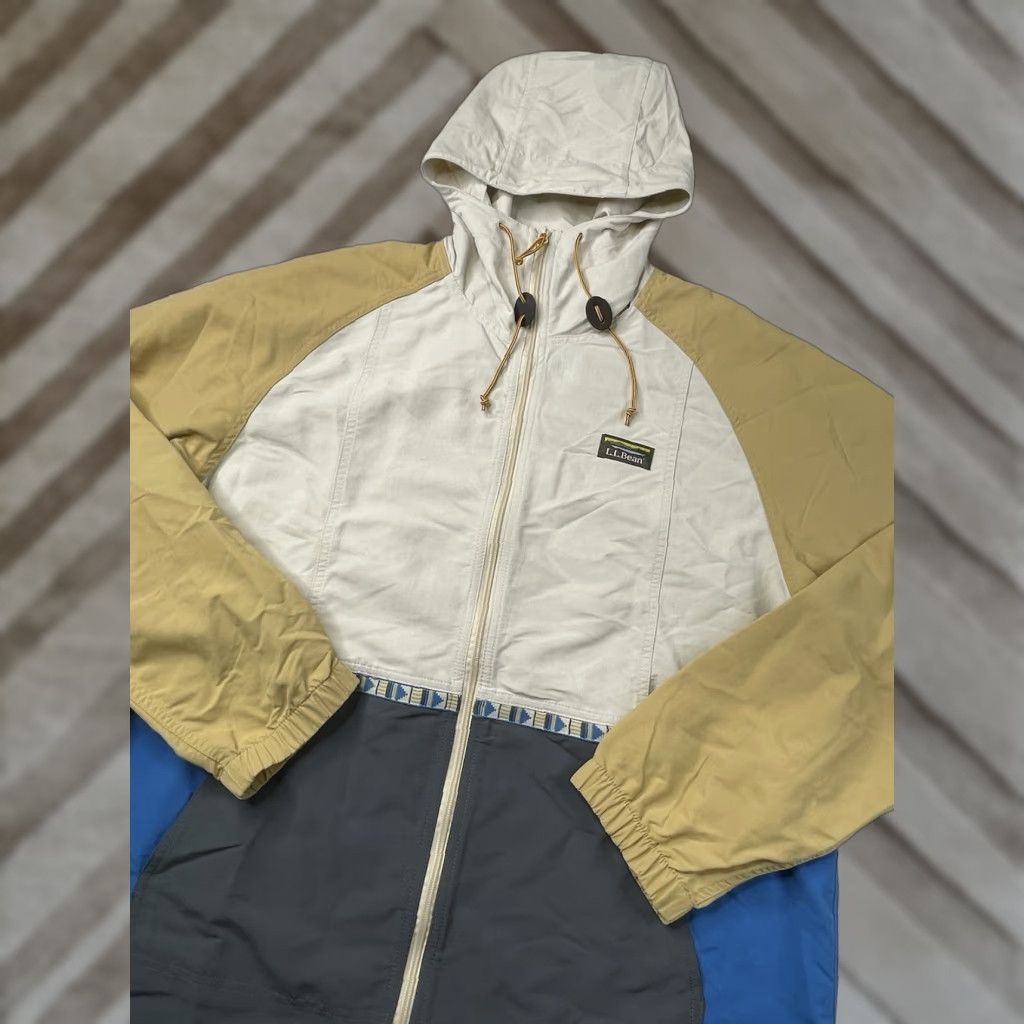 Vintage **LL Bean Men’s XL Classic Windbreaker Jacket** User: **LL Bean Men’s Classic Windbreaker Jacket XL** Size US XL / EU 56 / 4 - 1 Thumbnail
