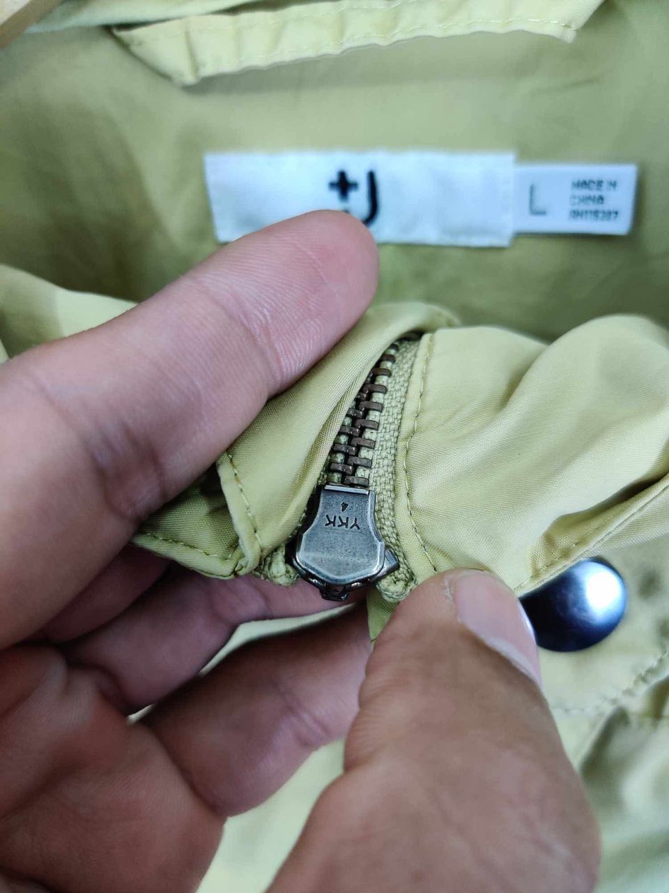 Jil Sander × Uniqlo Vintage Jil Sander x Unqilo Windbreaker Light Jacket Size US L / EU 52-54 / 3 - 10 Thumbnail