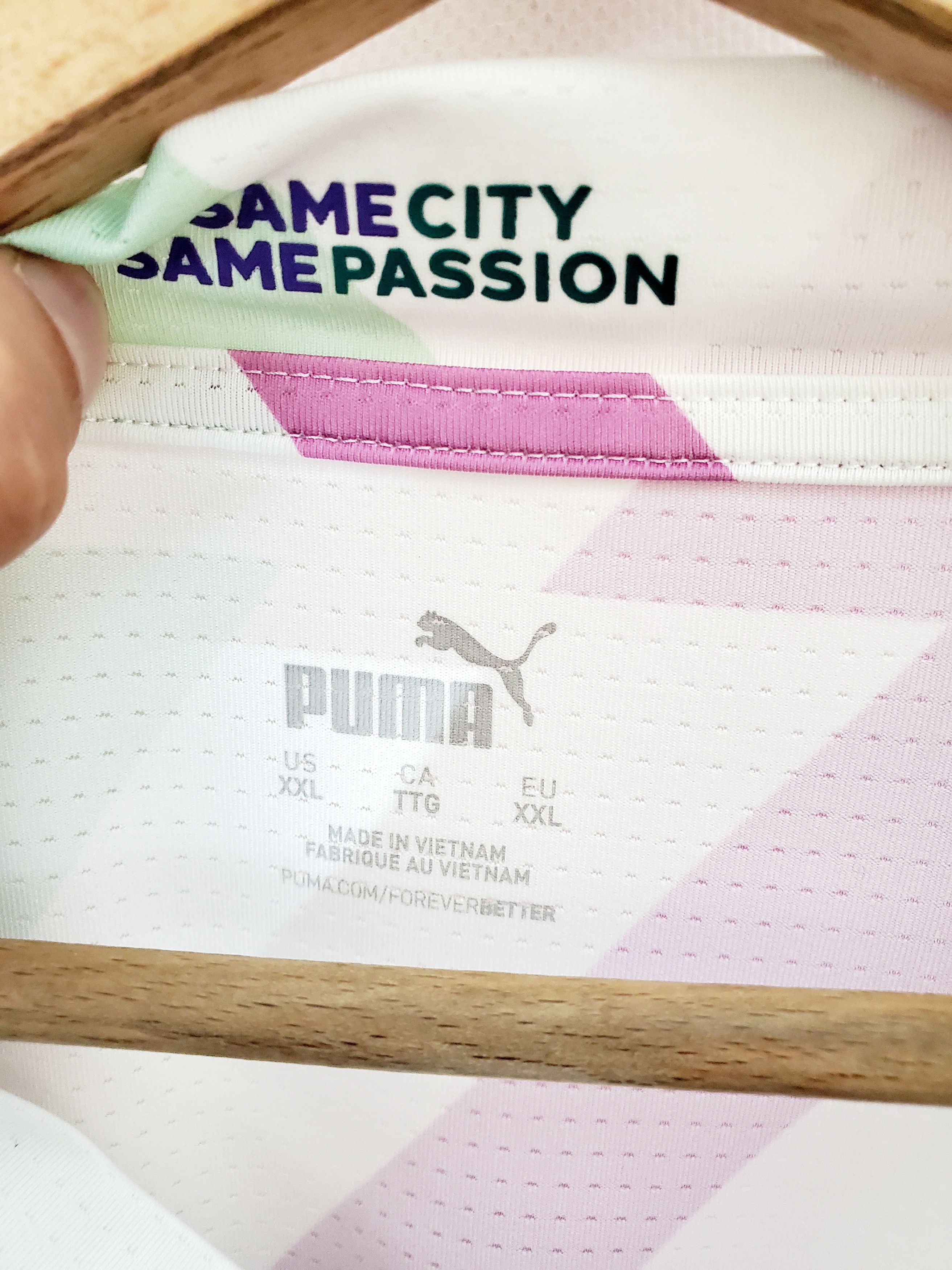 Puma MANCHESTER CITY 2022 2023 PRE-MATCH SOCCER JERSEY PUMA XXL Size US XXL / EU 58 / 5 - 4 Thumbnail