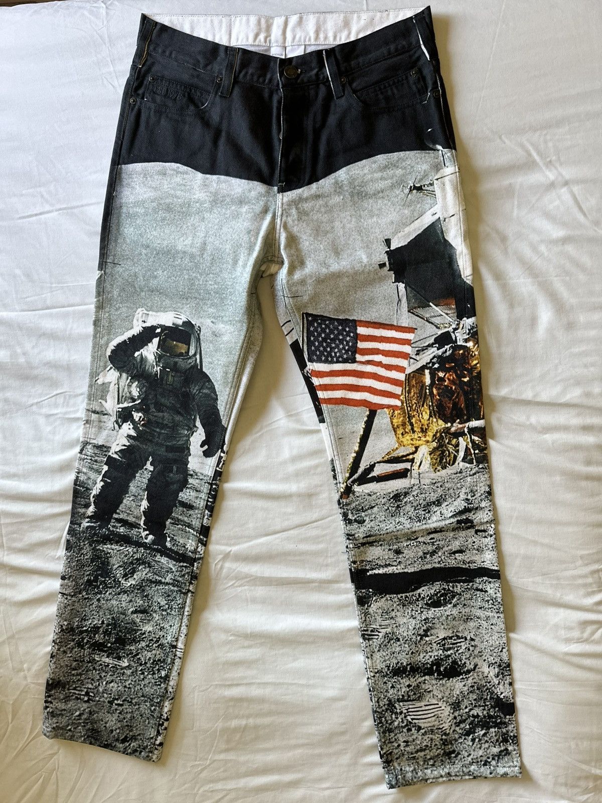 Calvin Klein 205W39NYC Moon Landing Jeans Size US 30 / EU 46 - 1 Thumbnail