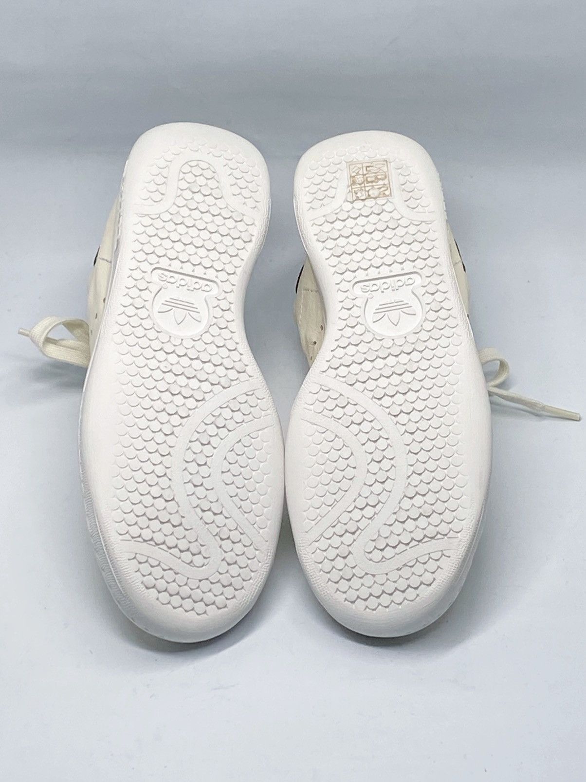 Balenciaga Balenciaga X Adidas Stan Smith Leather Sneakers size 37 Size US 7 / IT 37 - 11 Thumbnail