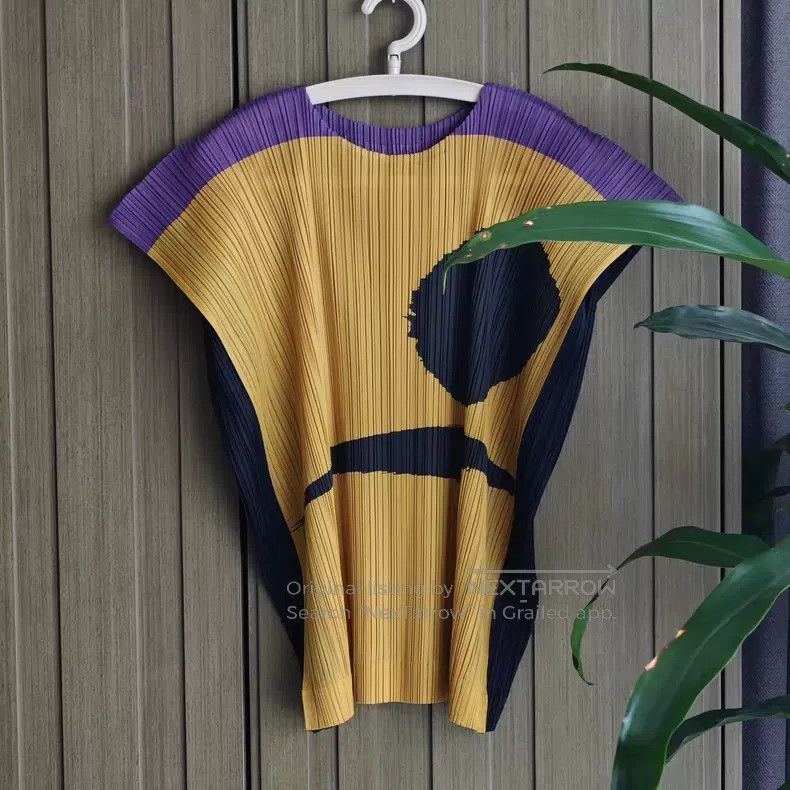 Issey Miyake Issey Miyake Yellow & Purple Symbol Top Size L / US 10 / IT 46 - 1 Thumbnail