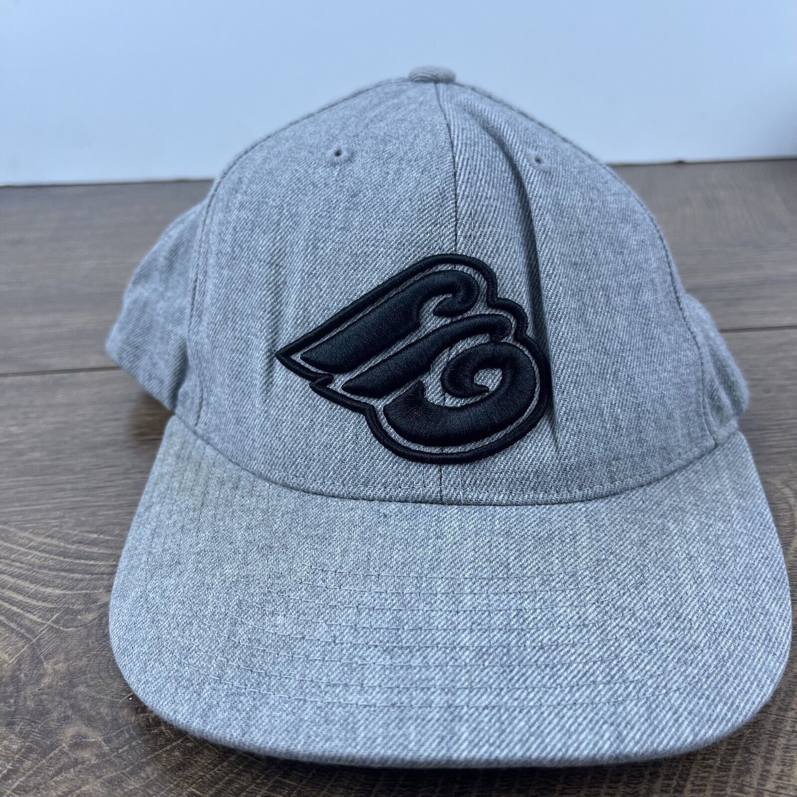 Other E Gray Snapback Hat Gray Adjustable Hat Adult Fit Gray Hat Size ONE SIZE - 2 Thumbnail
