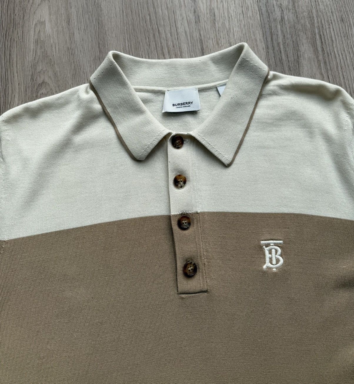 Burberry Burberry London Beige Polo T-Shirt Size US XS / EU 42 / 0 - 3 Thumbnail