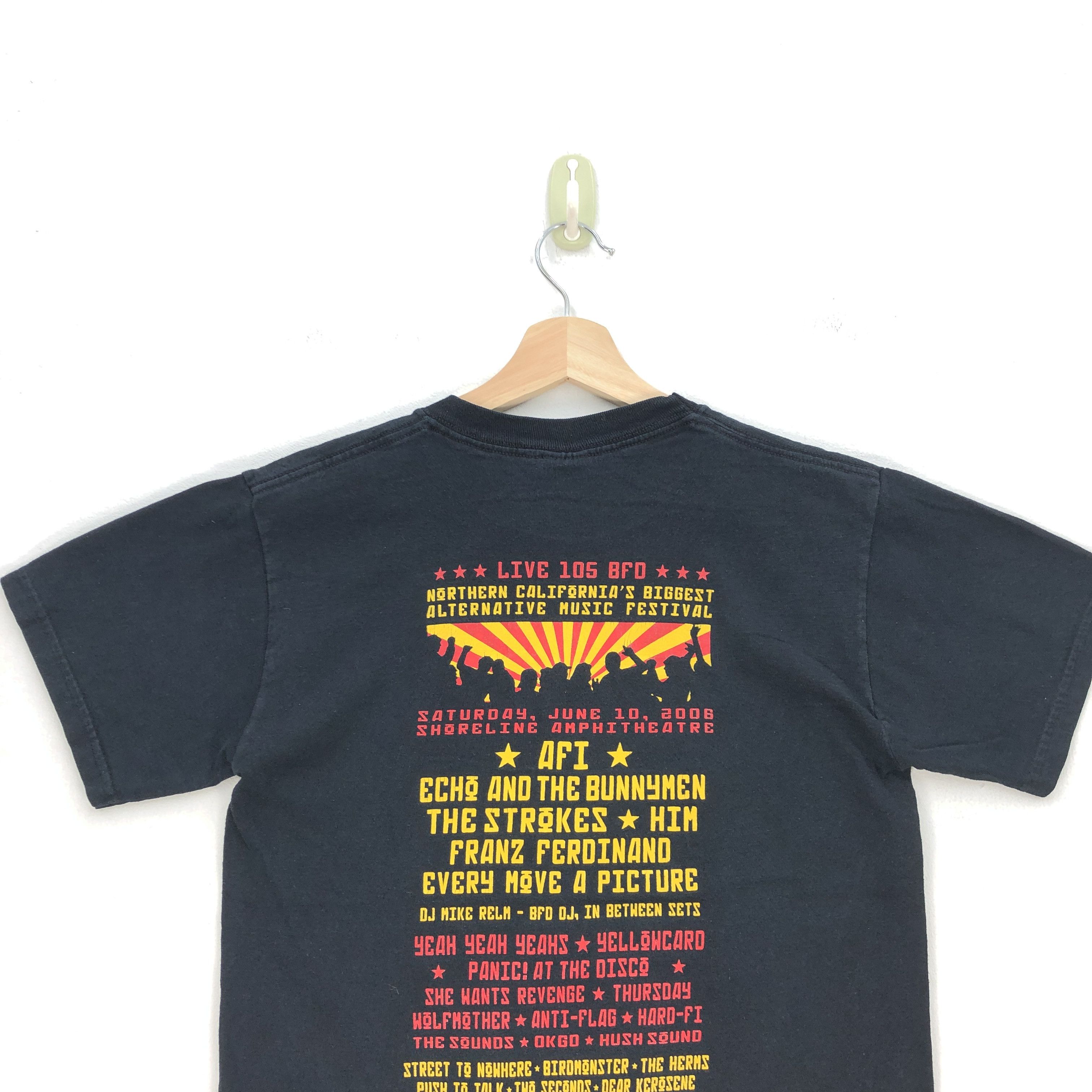 Vintage Vintage Live 105 BFS Music Festival T Shirt Tour Tee Size S / US 4 / IT 40 - 4 Thumbnail