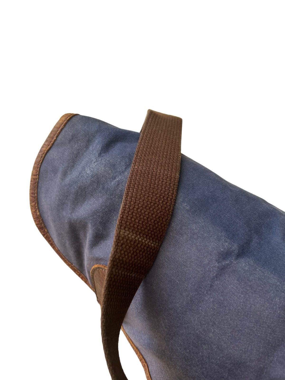 Japanese Brand Butler Verner Sails Japan Sun Faded Waxed Messenger Bag Size ONE SIZE - 16 Thumbnail