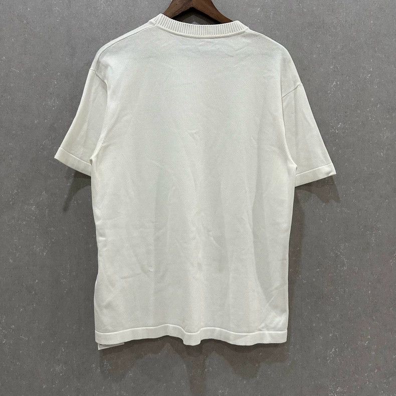 Louis Vuitton LOUIS VUITTON Embroidered logo pin on chest short sleeves Size US M / EU 48-50 / 2 - 2 Thumbnail