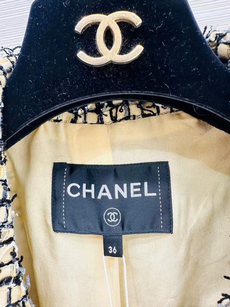 Chanel Chanel 22 styles of twill soft tweed knitted jackets Size XS / US 0-2 / IT 36-38 - 2 Thumbnail