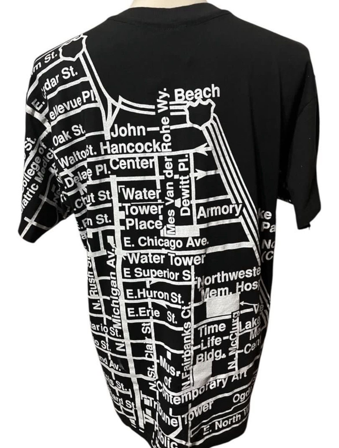 Band Tees Vintage 90s Chicago Band Map AOP T shirt Size US XL / EU 56 / 4 - 2 Thumbnail
