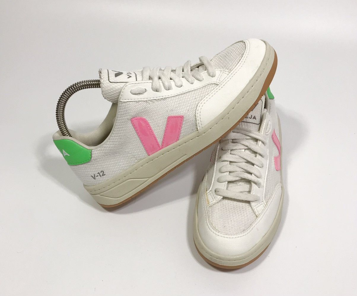 Veja Veja V-12 B-Mesh Trainers Sz US 7 Size US 7 / IT 37 - 7 Thumbnail