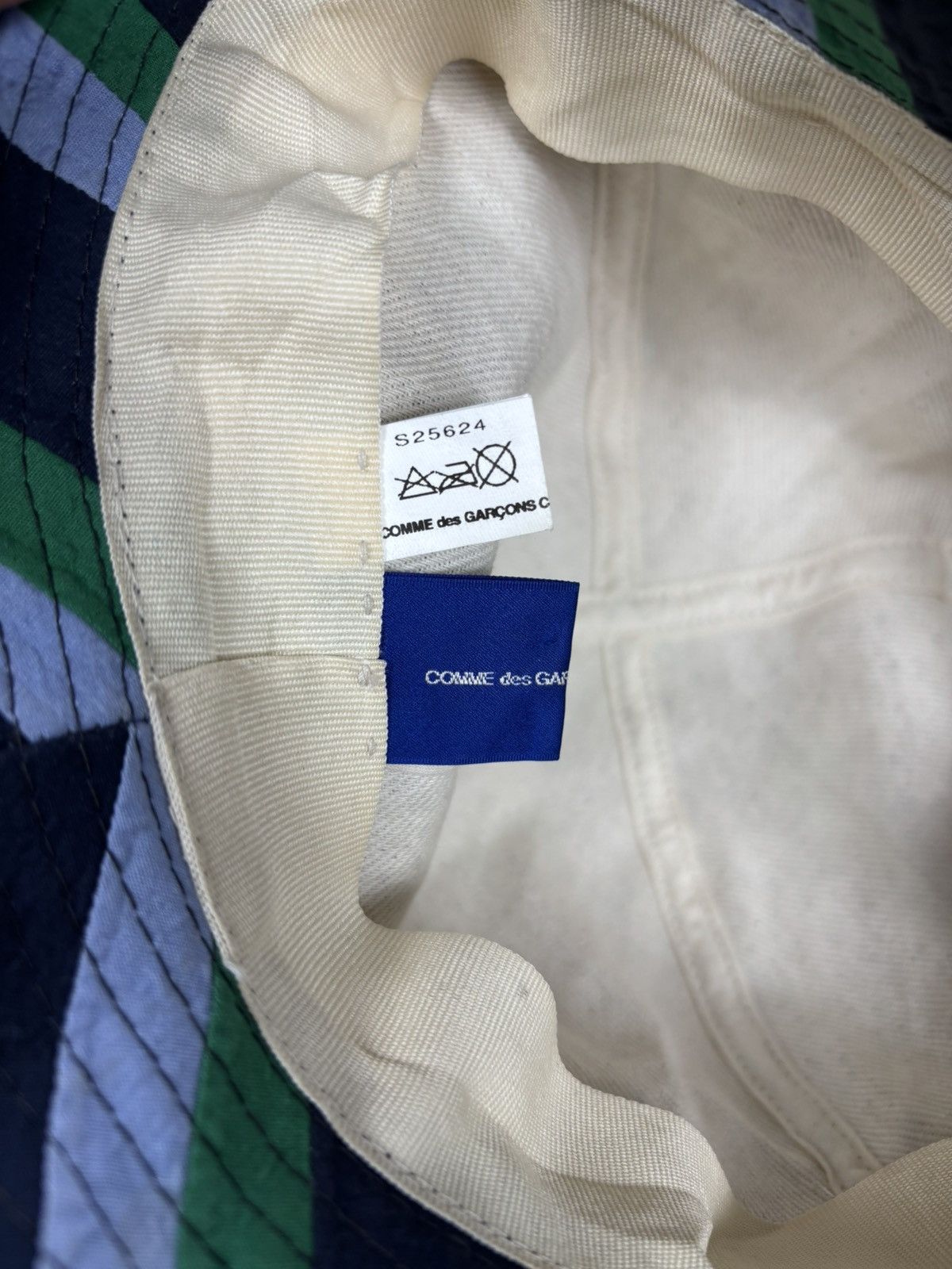 Comme des Garcons Comme des Garcons Stripe Hat Size ONE SIZE - 8 Thumbnail
