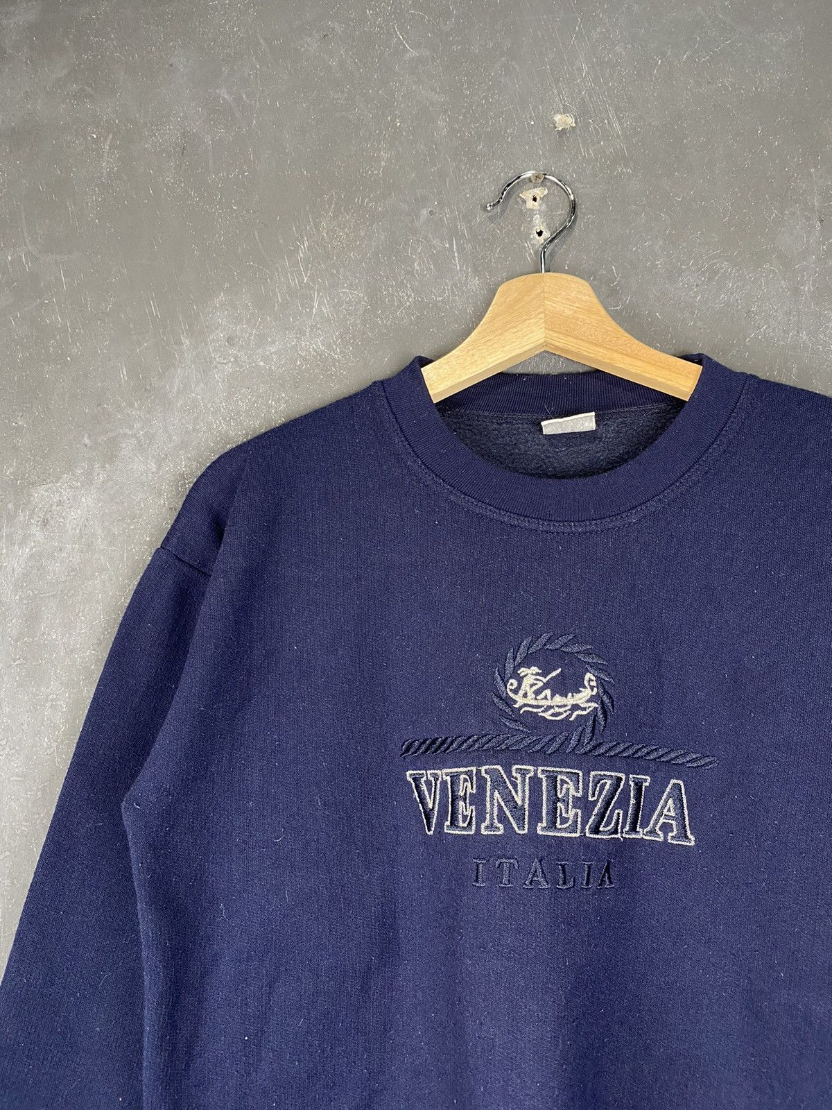 Vintage 90s Venezia Italia Crewneck Size S / US 4 / IT 40 - 2 Thumbnail