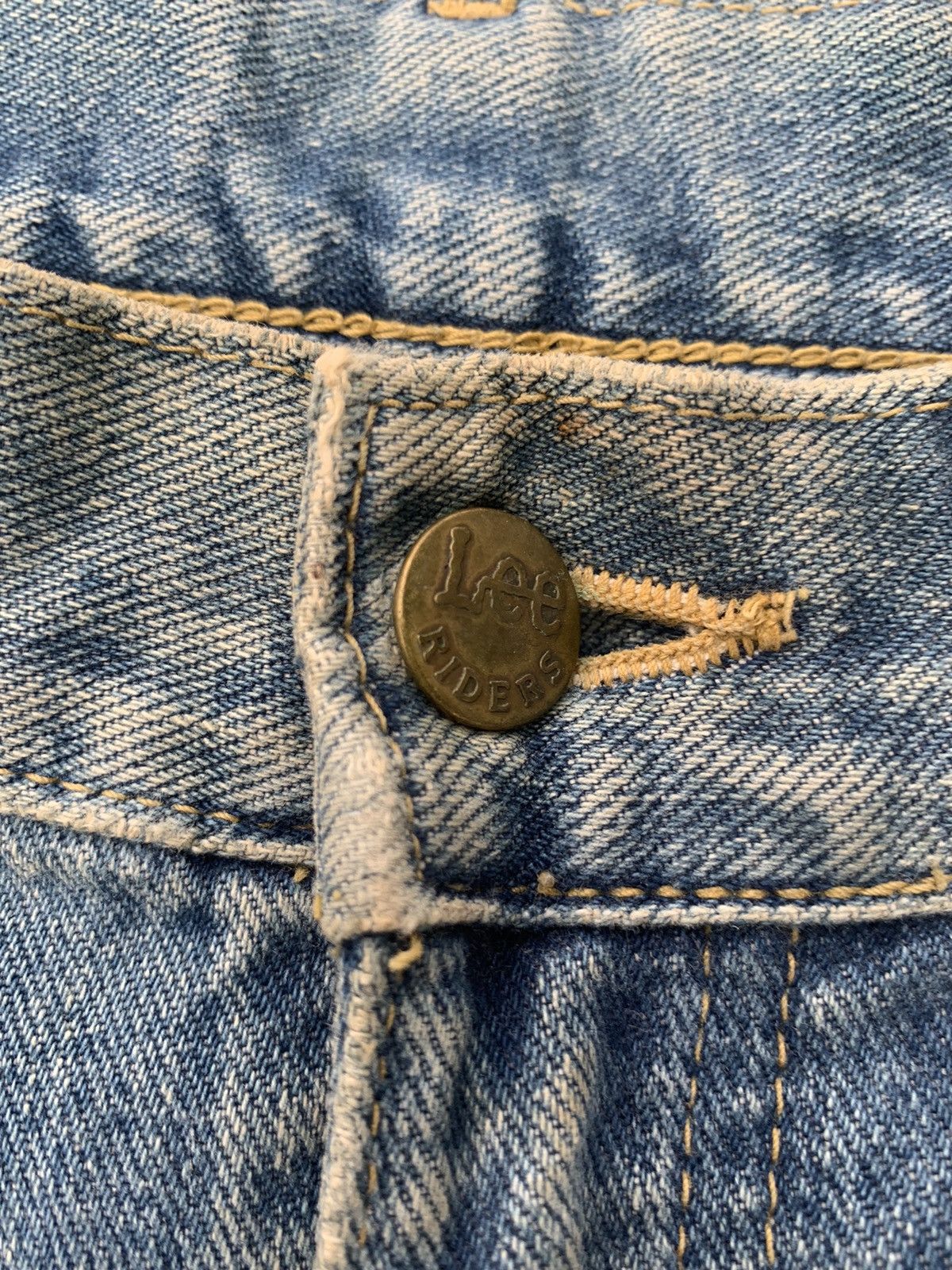 Jean × Lee × Vintage Vintage Lee Raiders Selvedge Distressed Denim Size US 29 - 16 Thumbnail