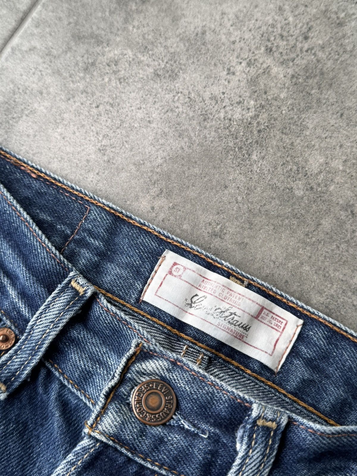 Levi's Vintage Levi's Signature Flared Jeans Washed Y2K Avantgarde Size US 30 / EU 46 - 5 Thumbnail